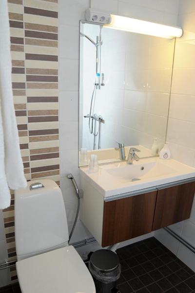 Standard Twin Room - Photo 3