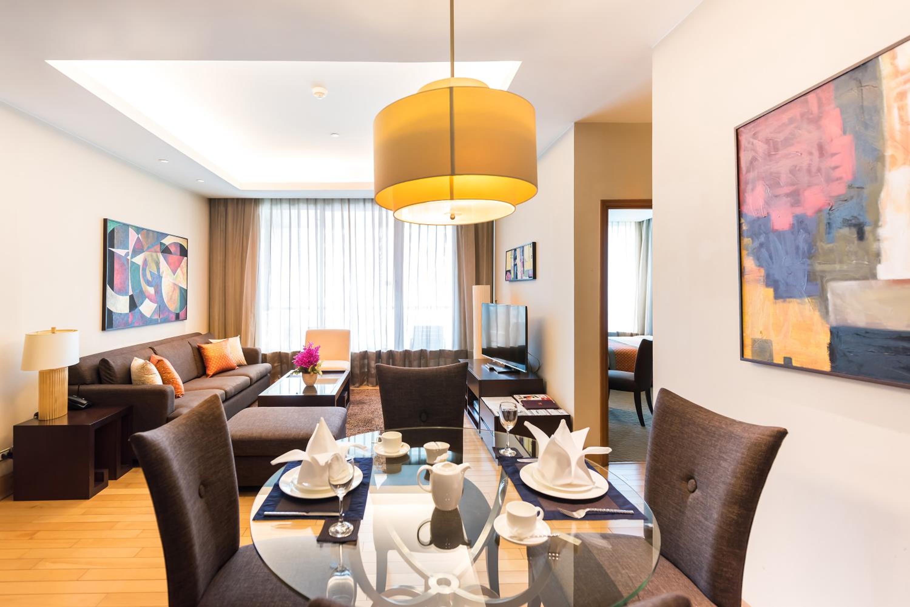 Deluxe Two-Bedroom Apartment