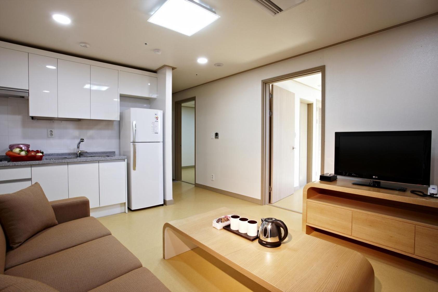 Family Room - Photo 1