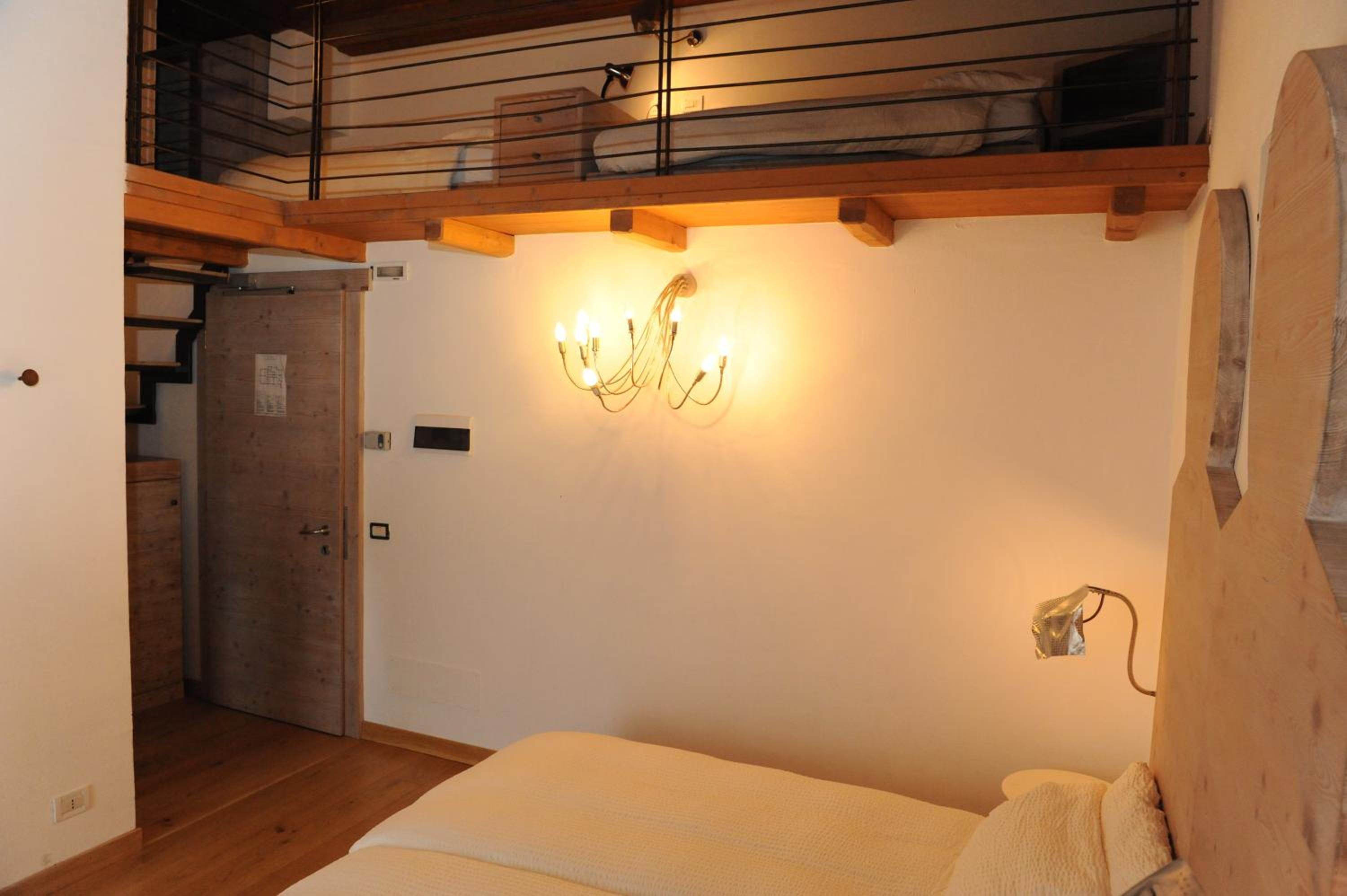 Two-Bedroom Apartment - Split Level