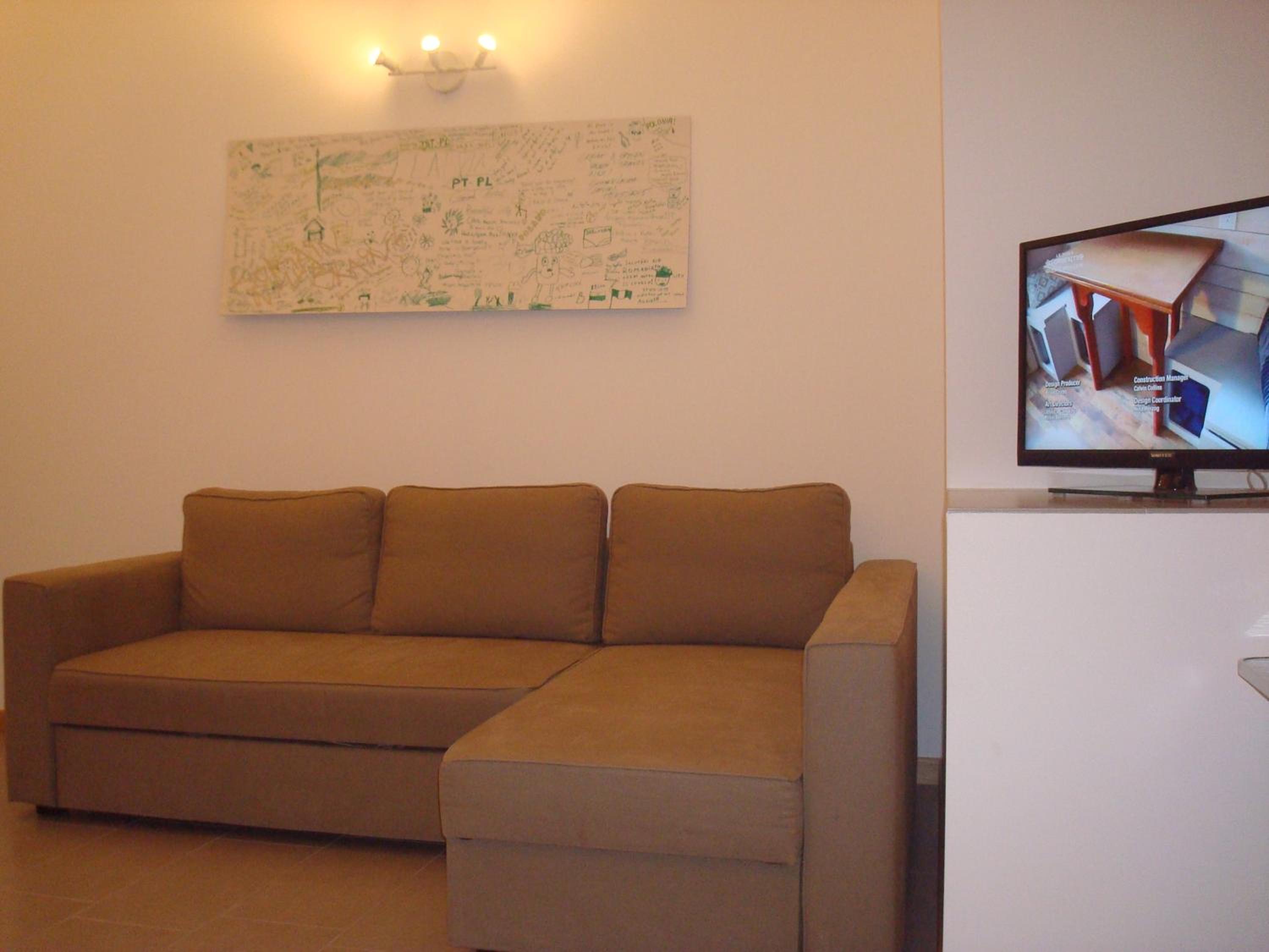 Apartment photo 1