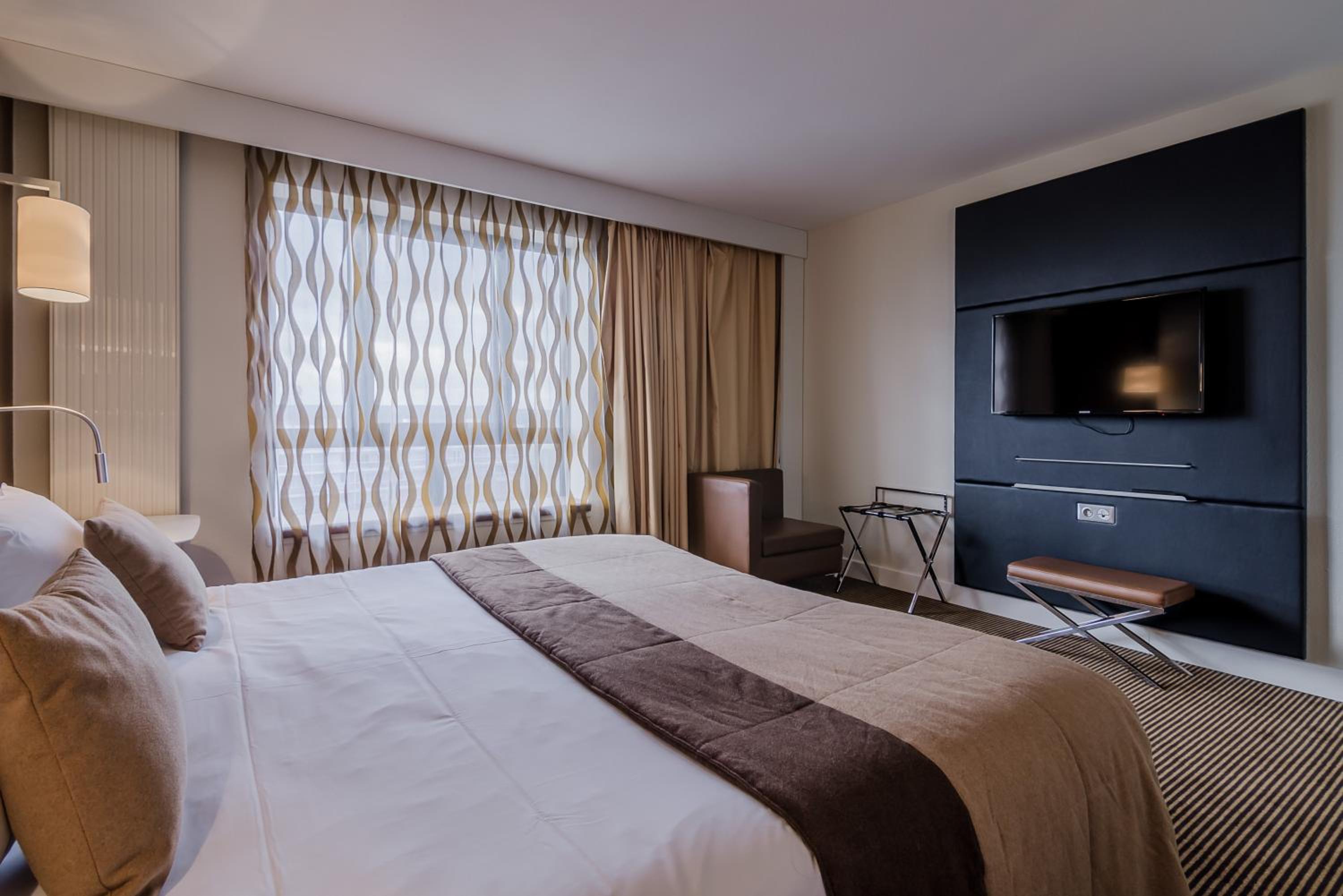 Classic Double Room - Photo 9
