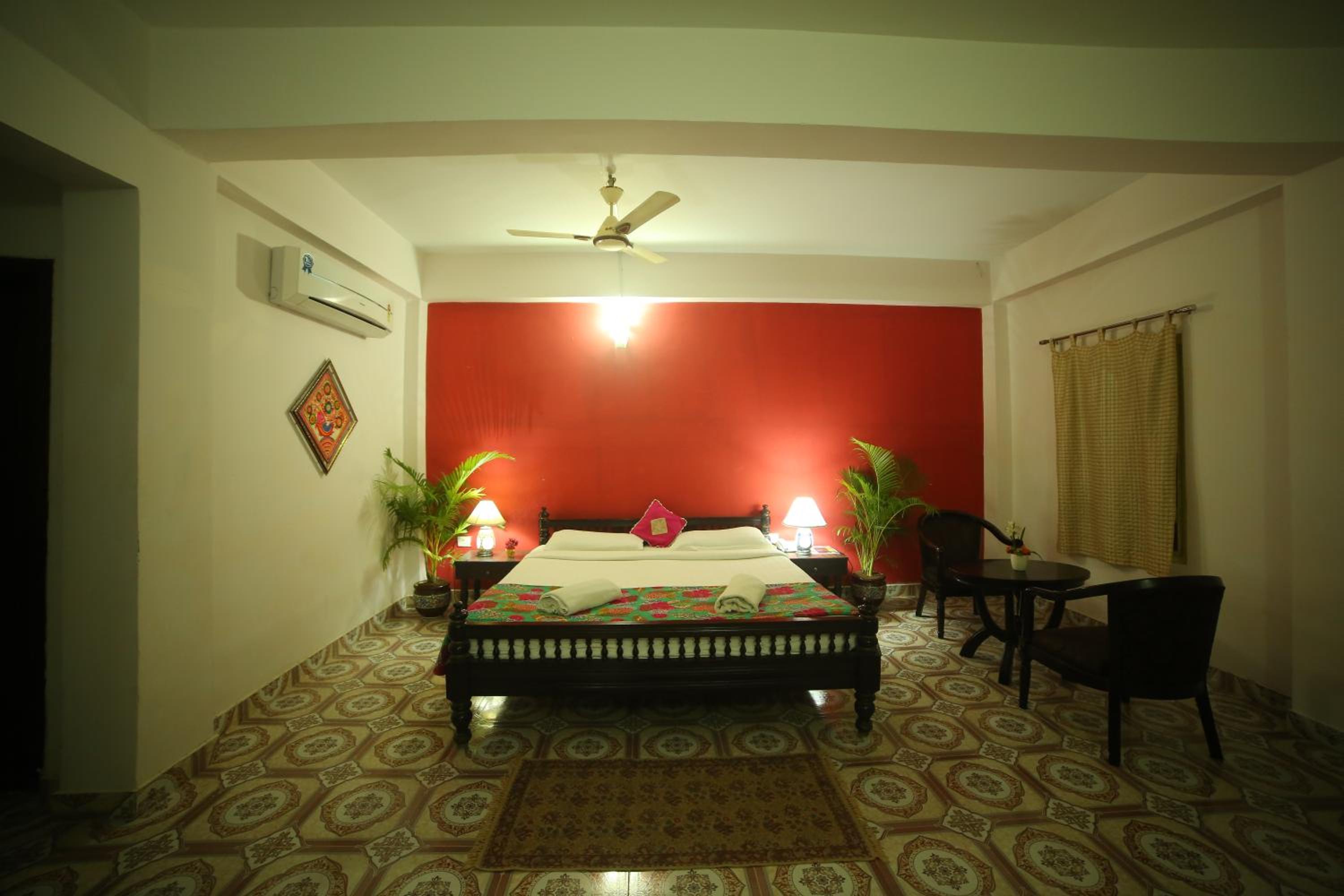 Classic Room - Photo 2