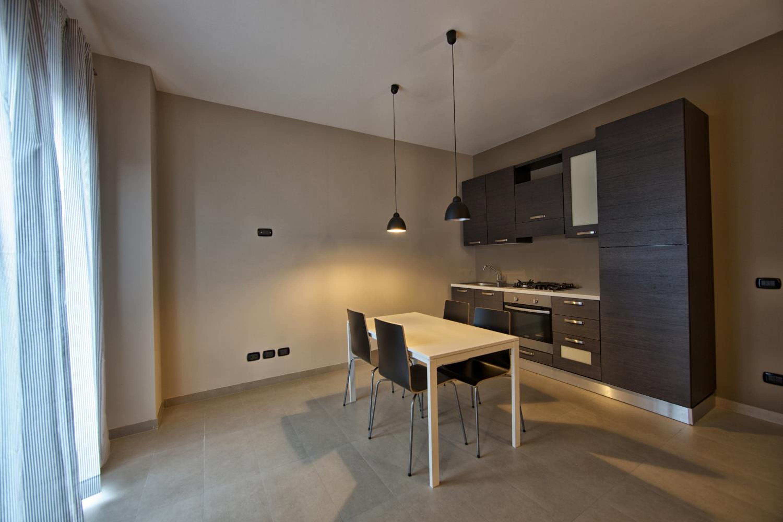 Apartment with Balcony photo 3