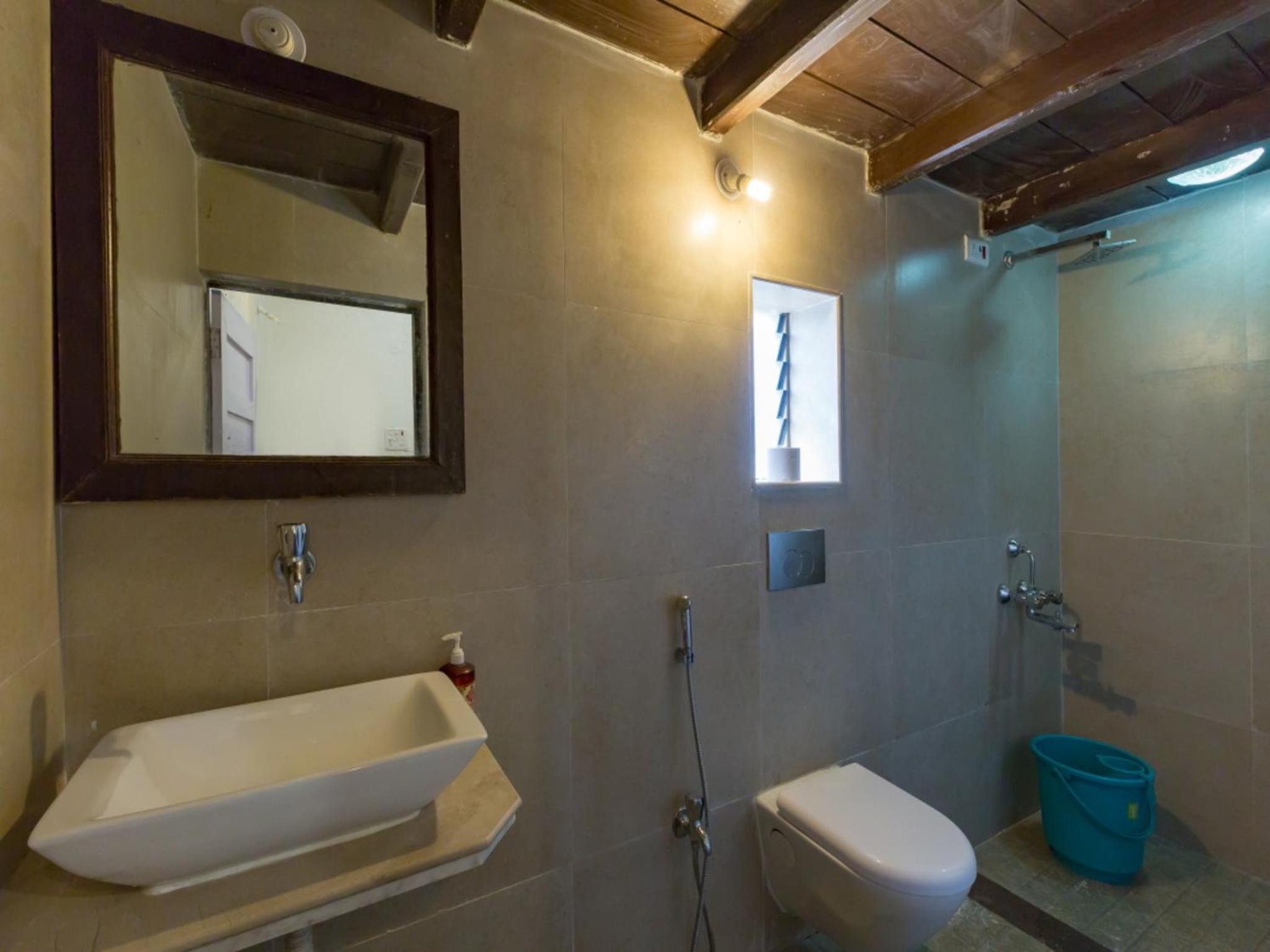 Villa with Sea View - Photo 34