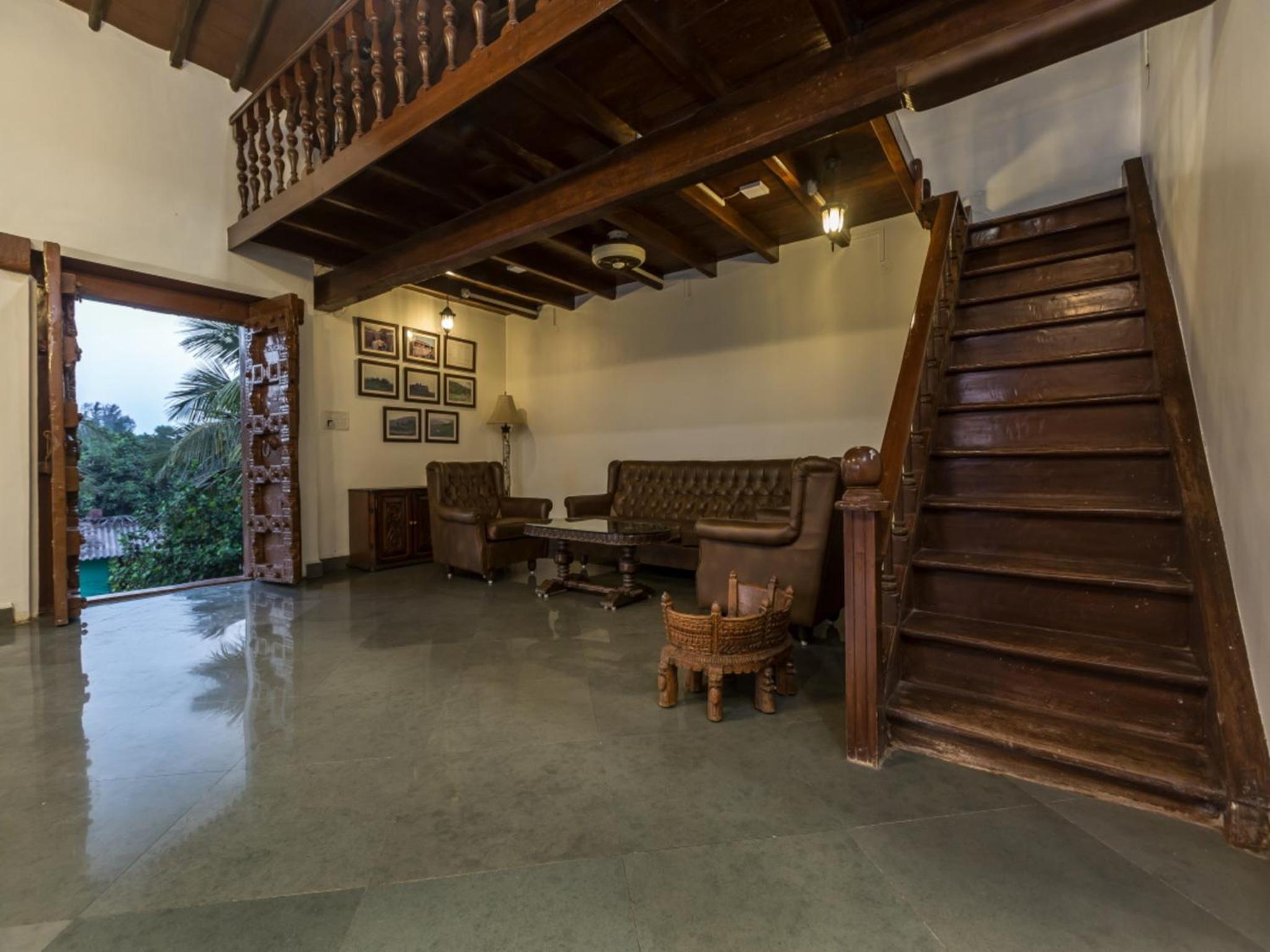 Villa with Sea View - Photo 25