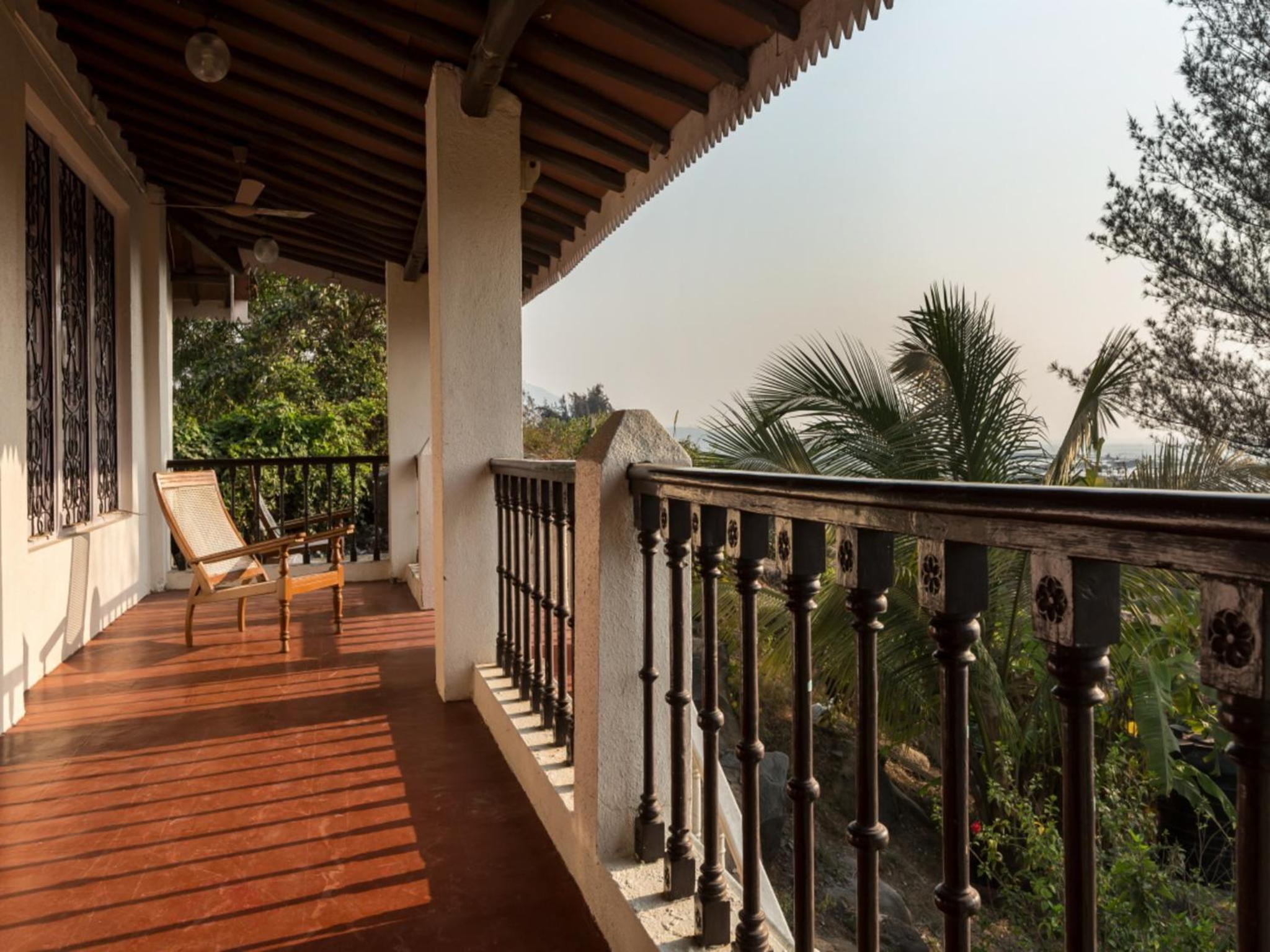 Villa with Sea View - Photo 20