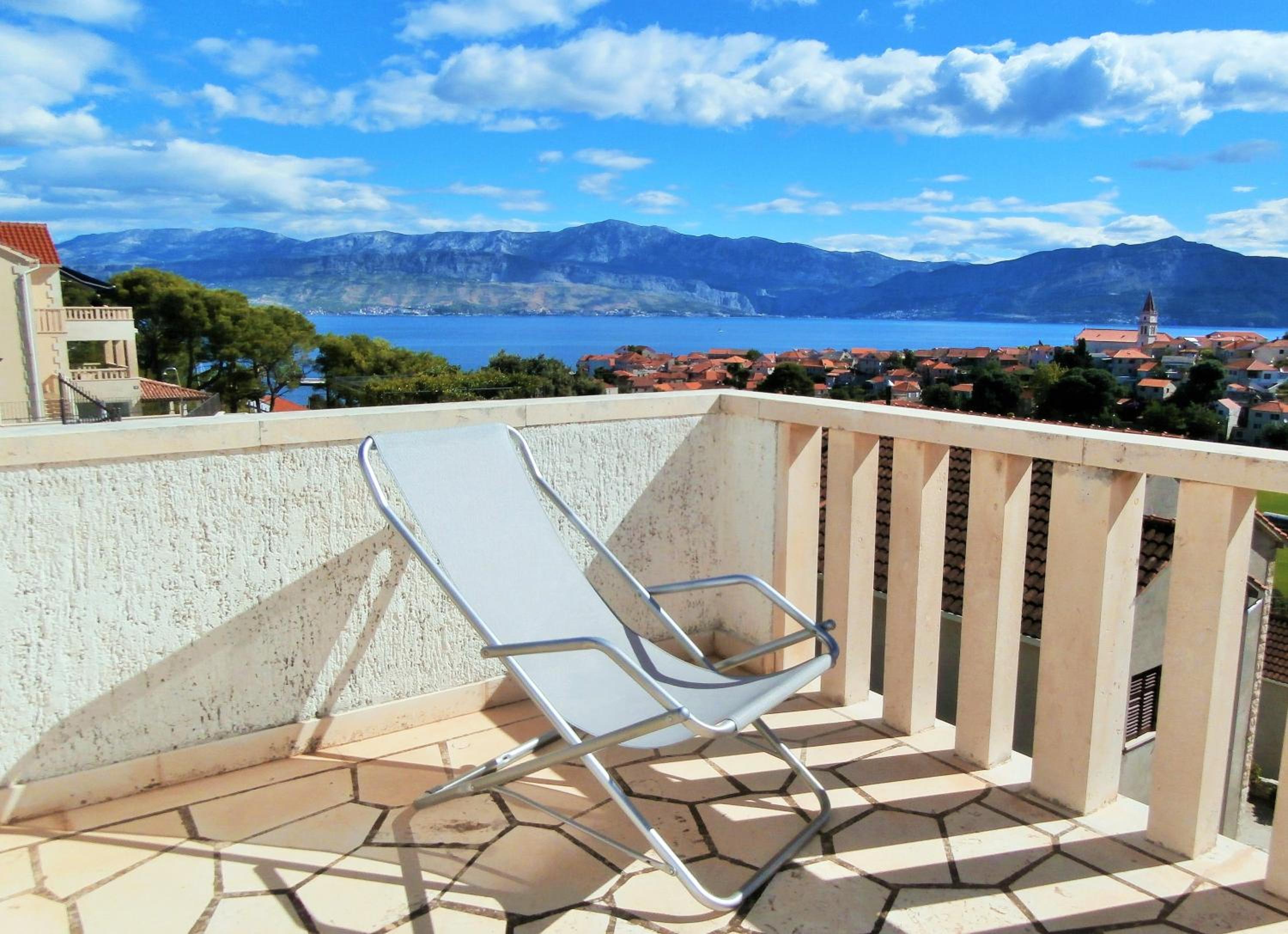 Apartment with Sea View photo 2