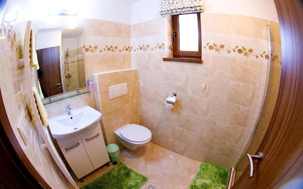 Standard Twin Room - Photo 3