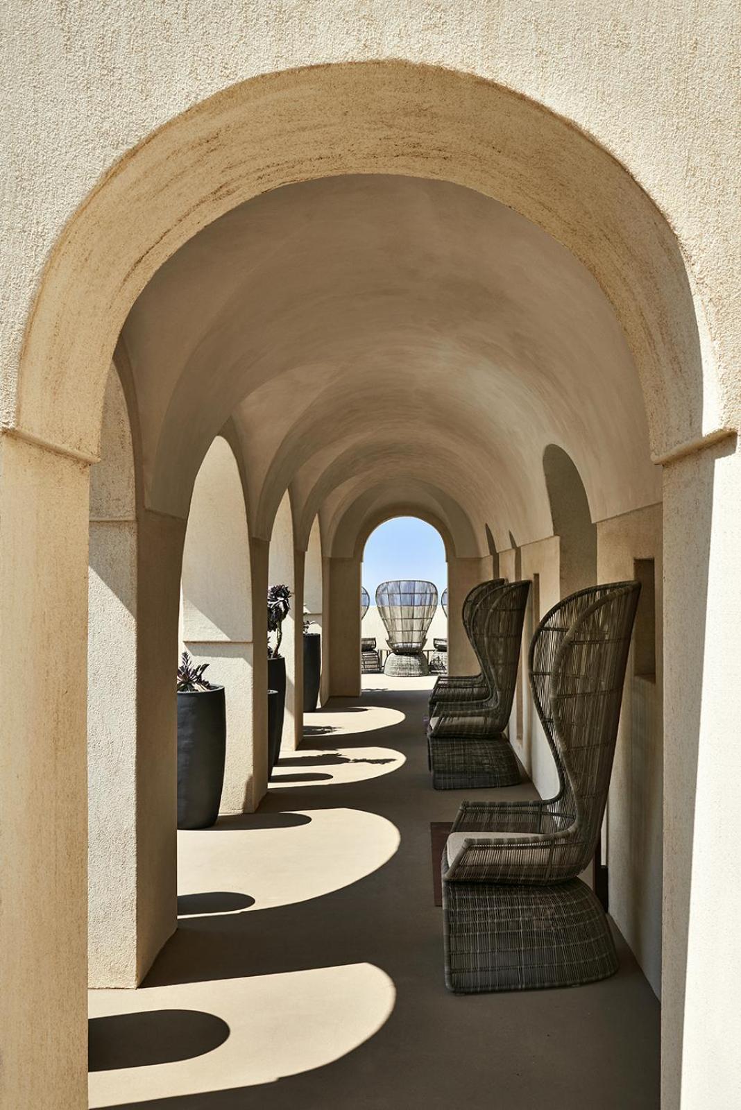 Deluxe Suite photo 2