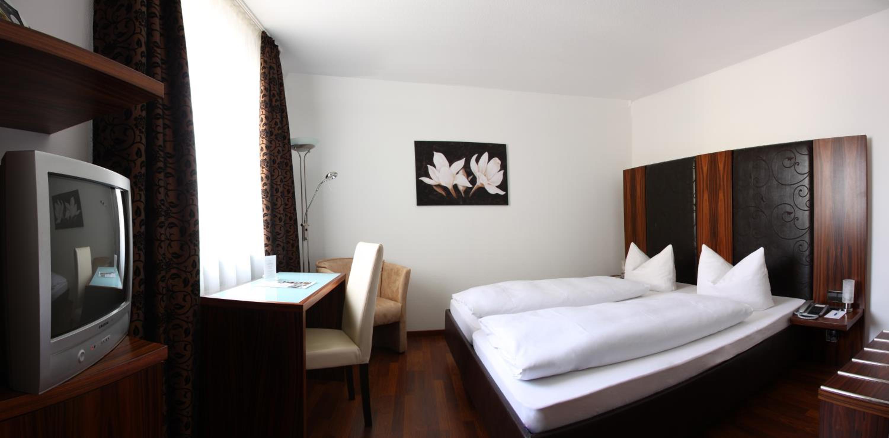 Comfort Double Room - Photo 5