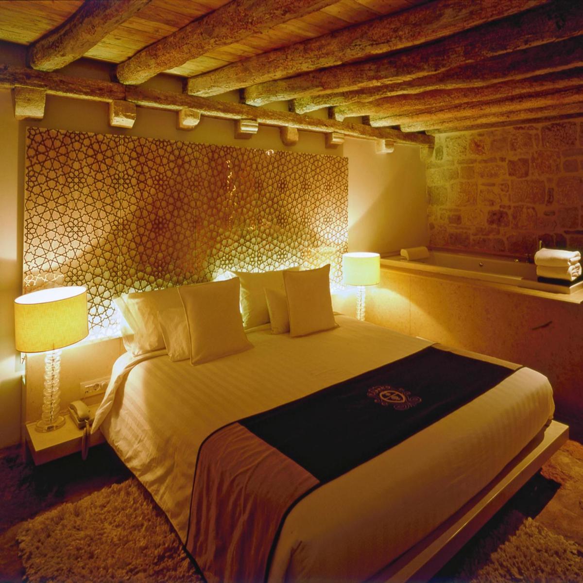 Two-Bedroom Apartment - INDIA