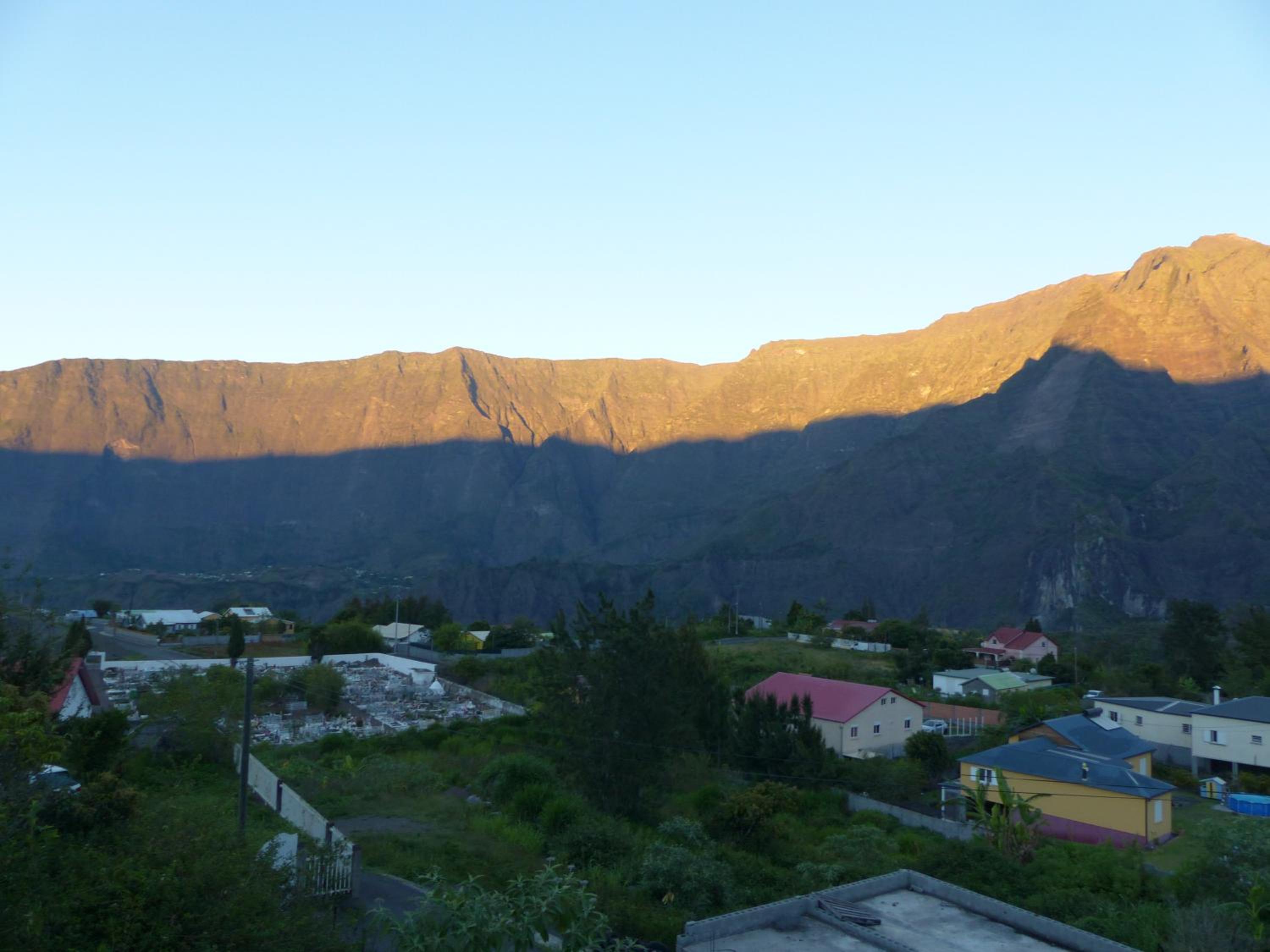Studio with Mountain View photo 2