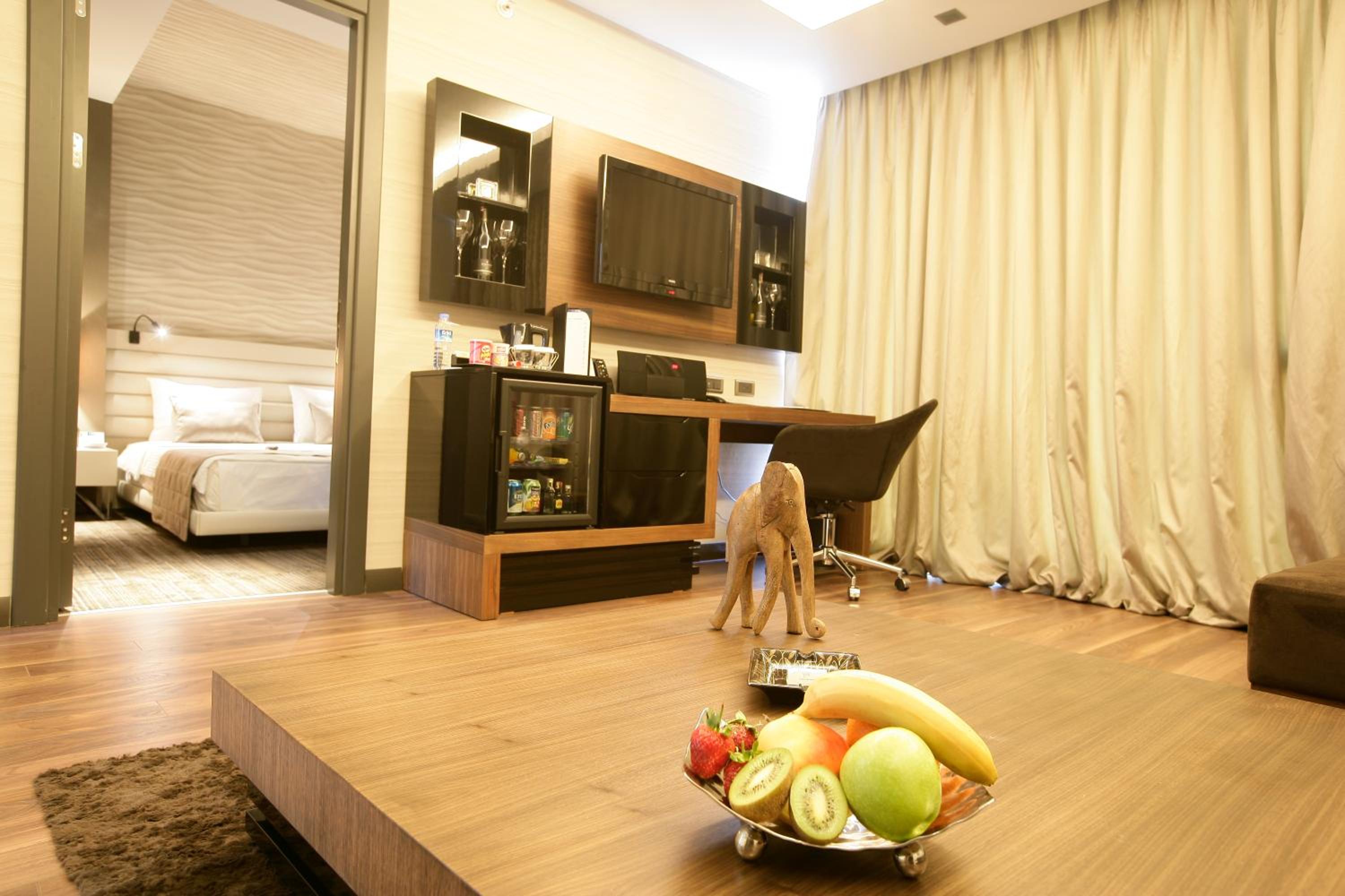 Double Suite