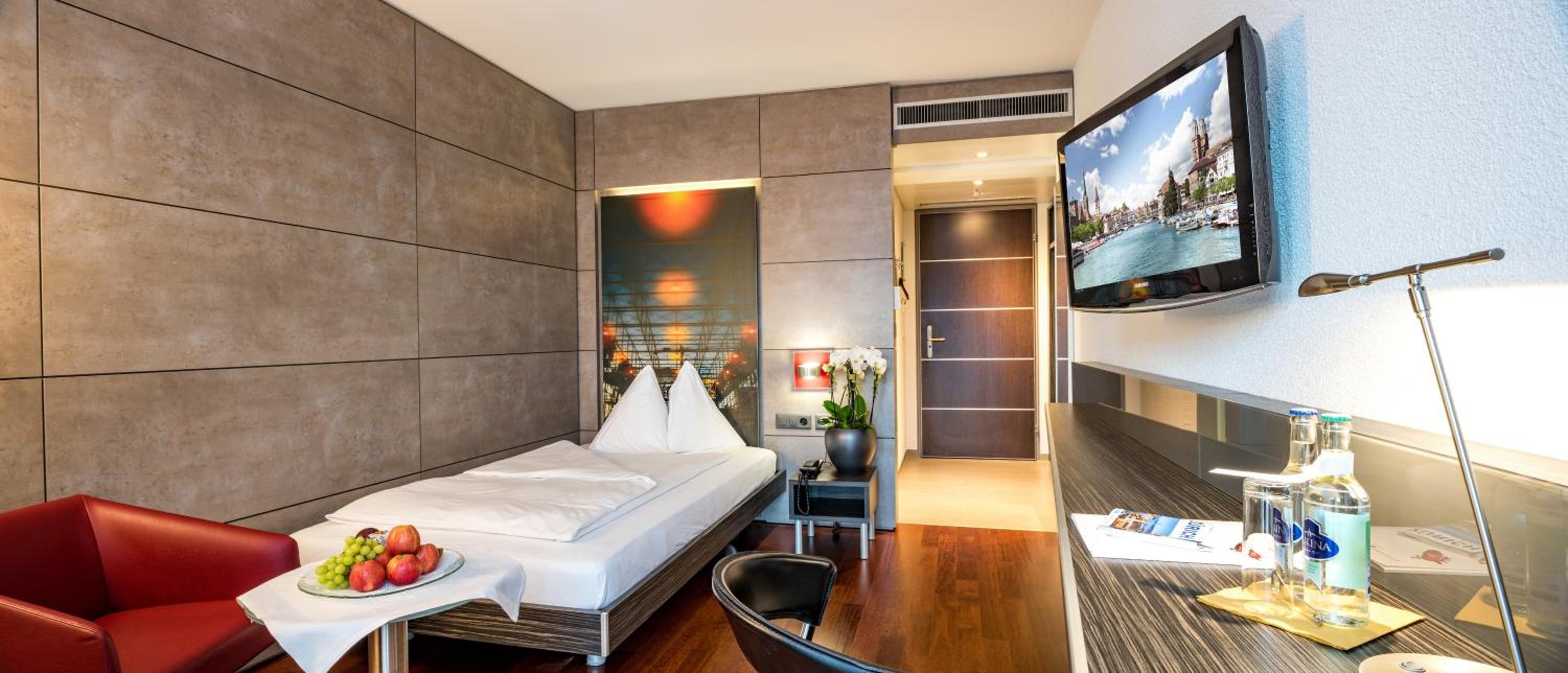 Single Room with Air-Conditioning