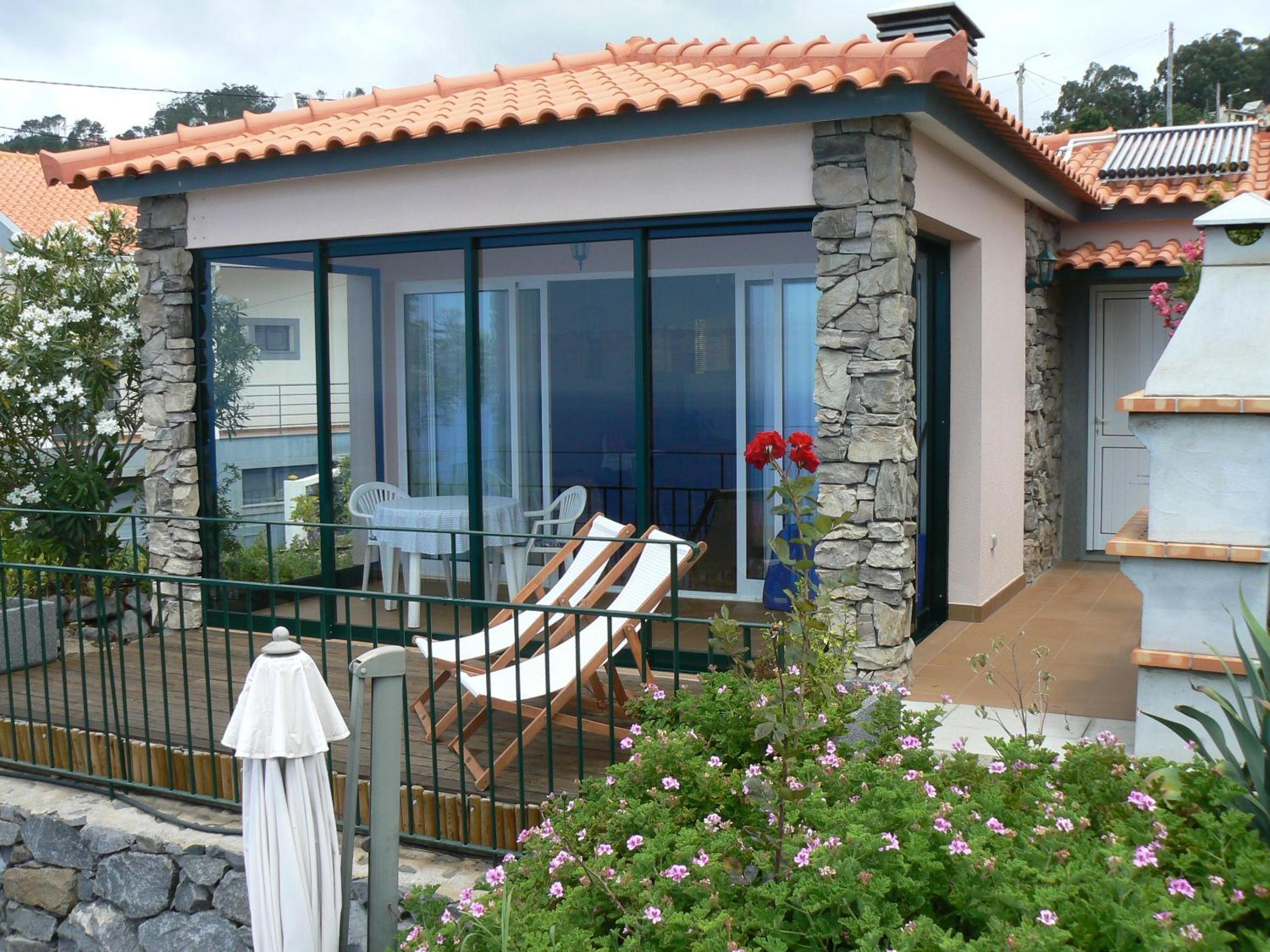 One-Bedroom House photo 2