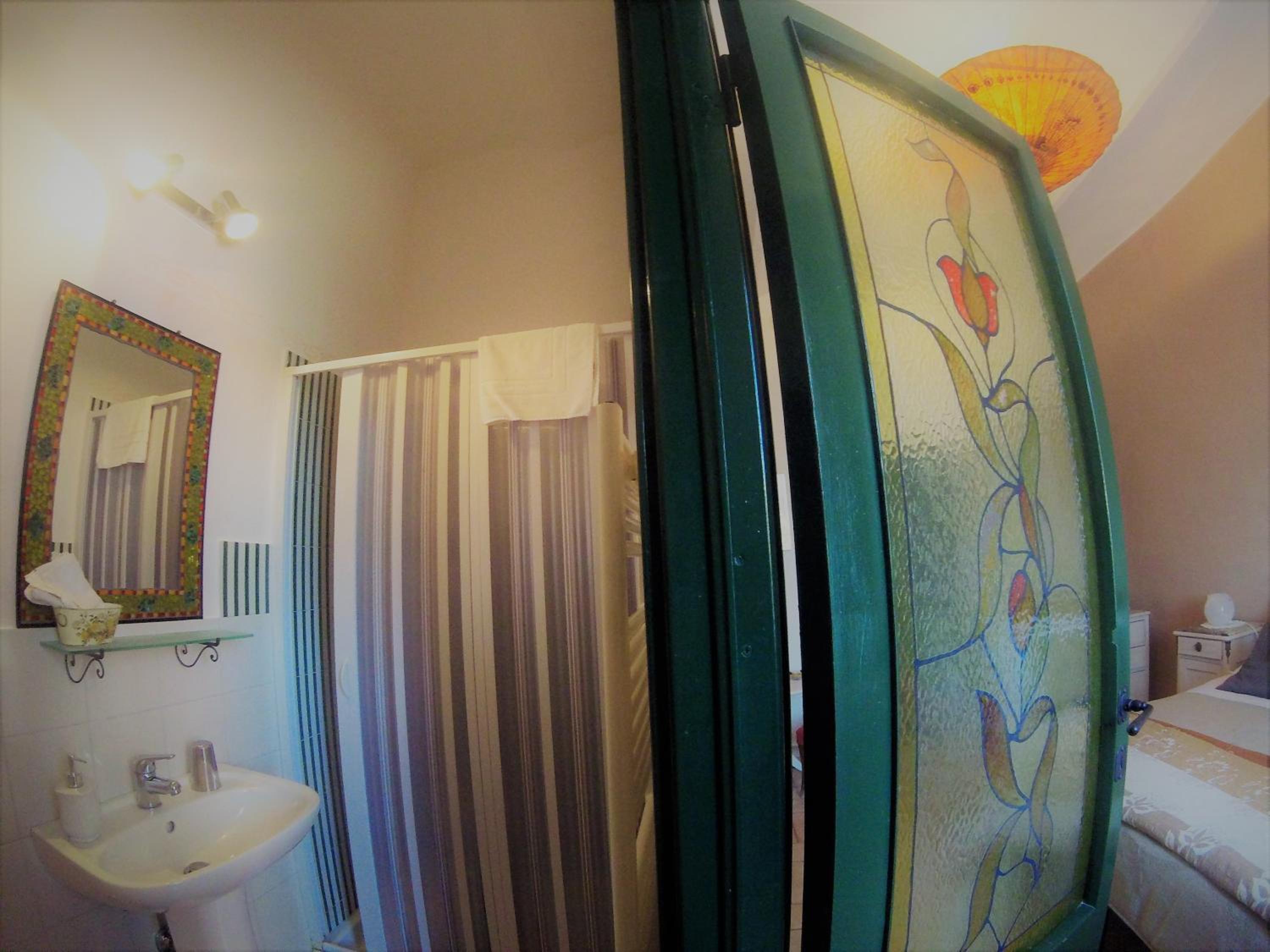 Superior Double or Twin Room with Garden View - Photo 7