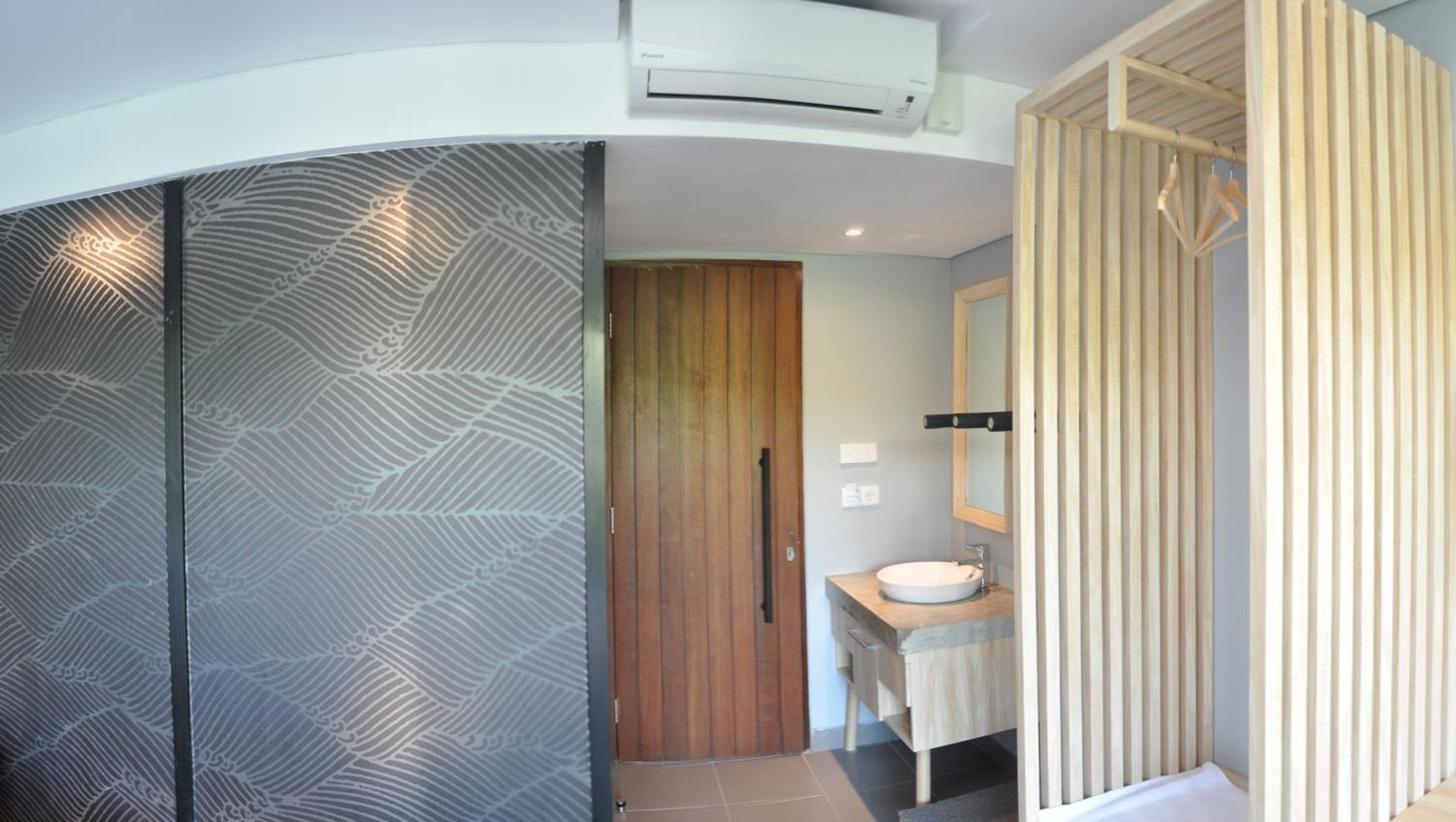 Standard Twin Room photo 3