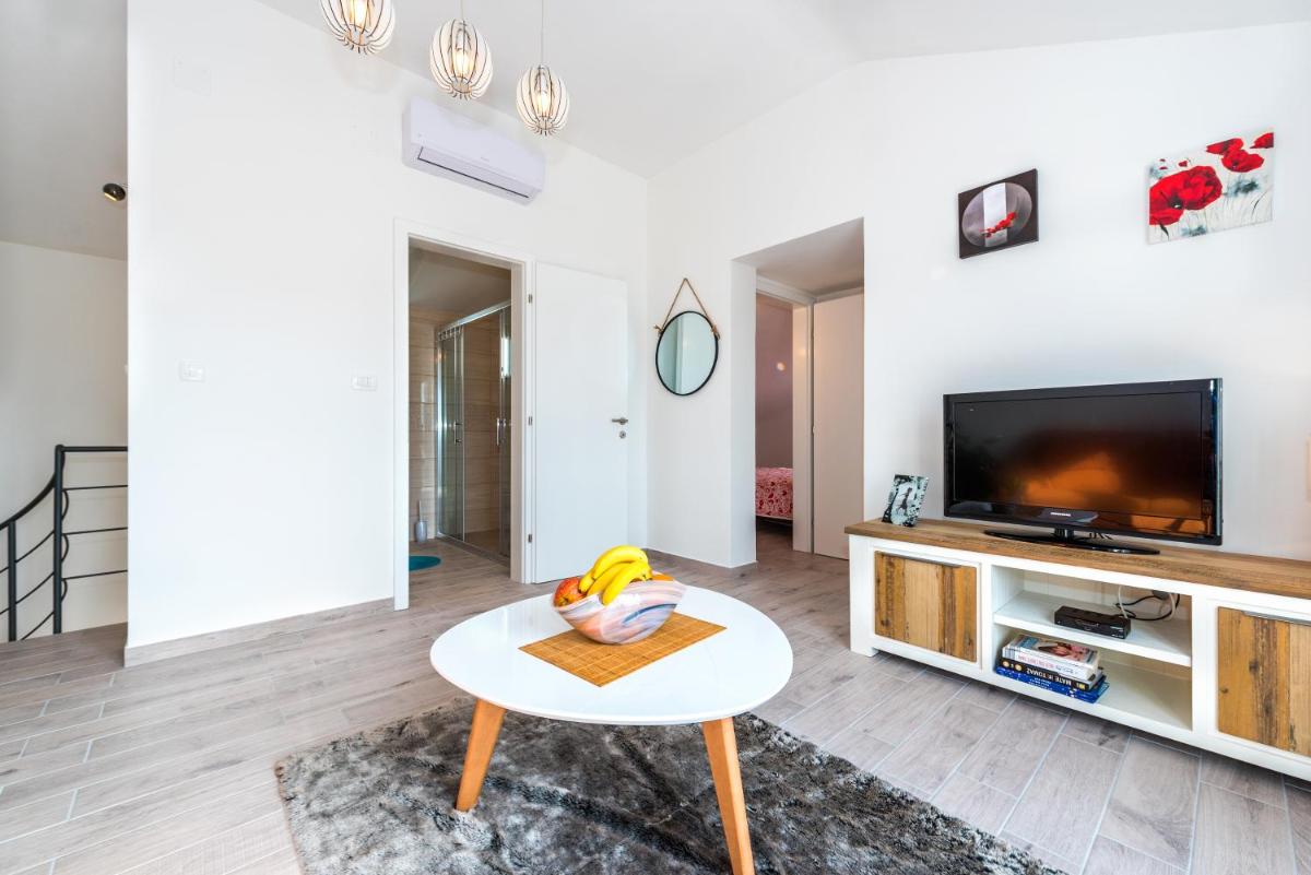 Duplex Apartment photo 1