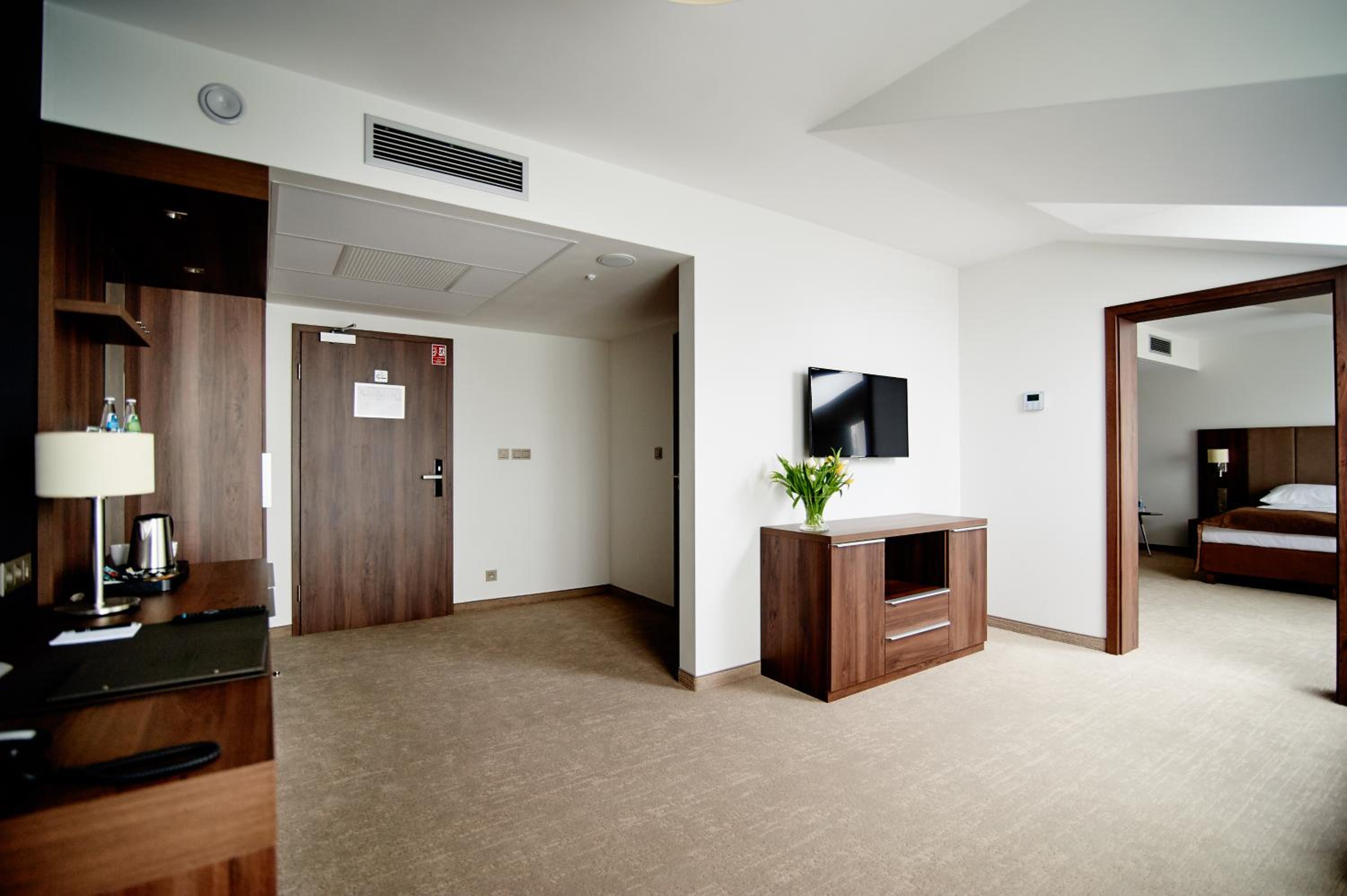 Suite with Free Mini-bar - Photo 2
