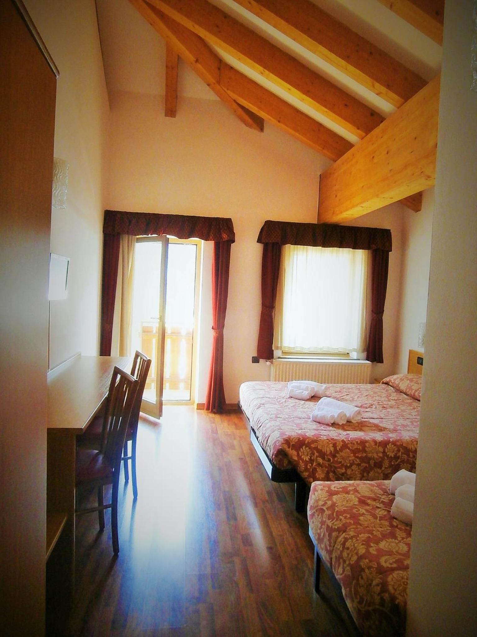 Triple Room with Mountain View photo 1