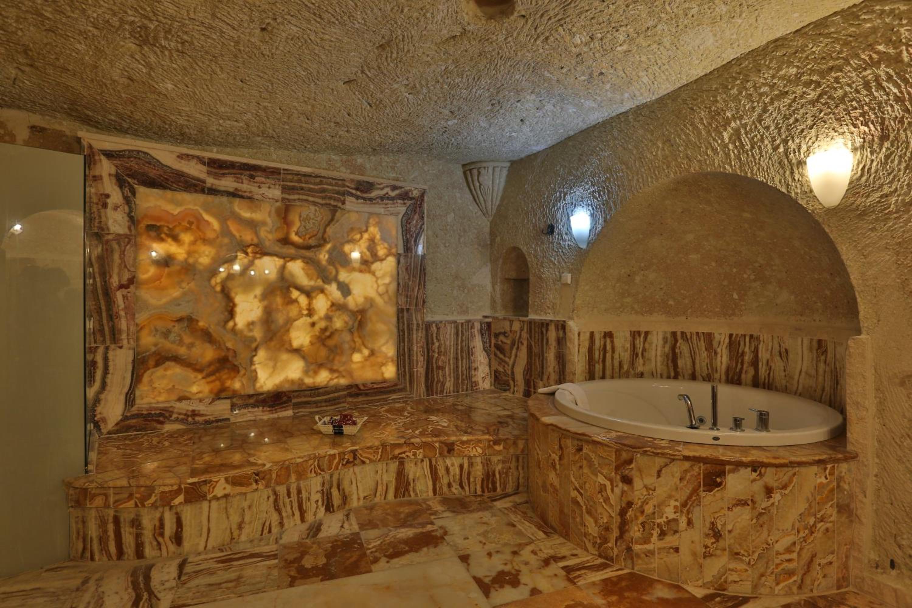 Luxury Cave Suite with Turkish Bath - Photo 25
