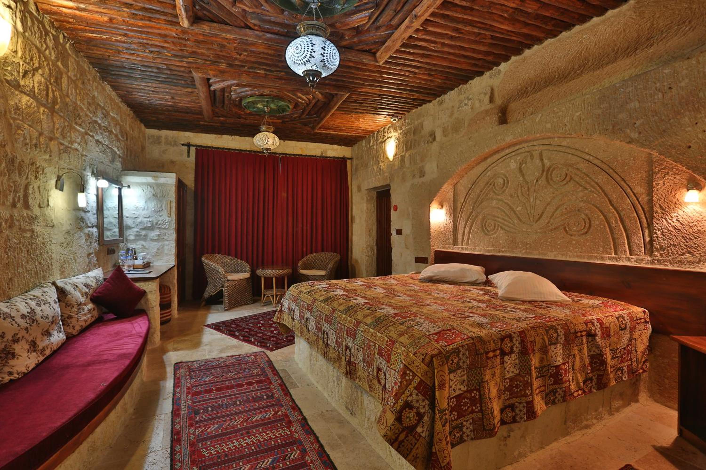 Luxury Cave Suite with Turkish Bath - Photo 19