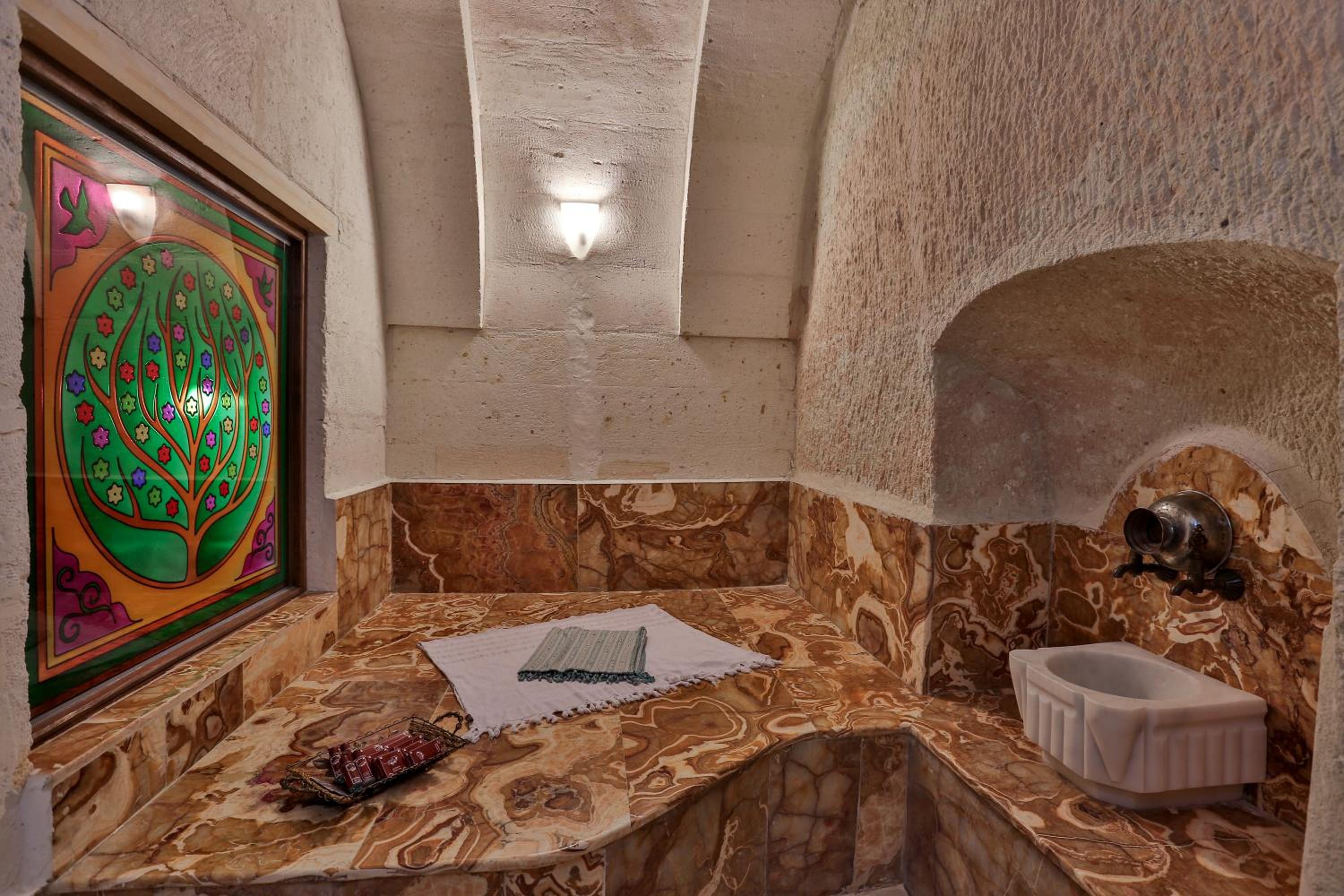 Luxury Cave Suite with Turkish Bath - Photo 23