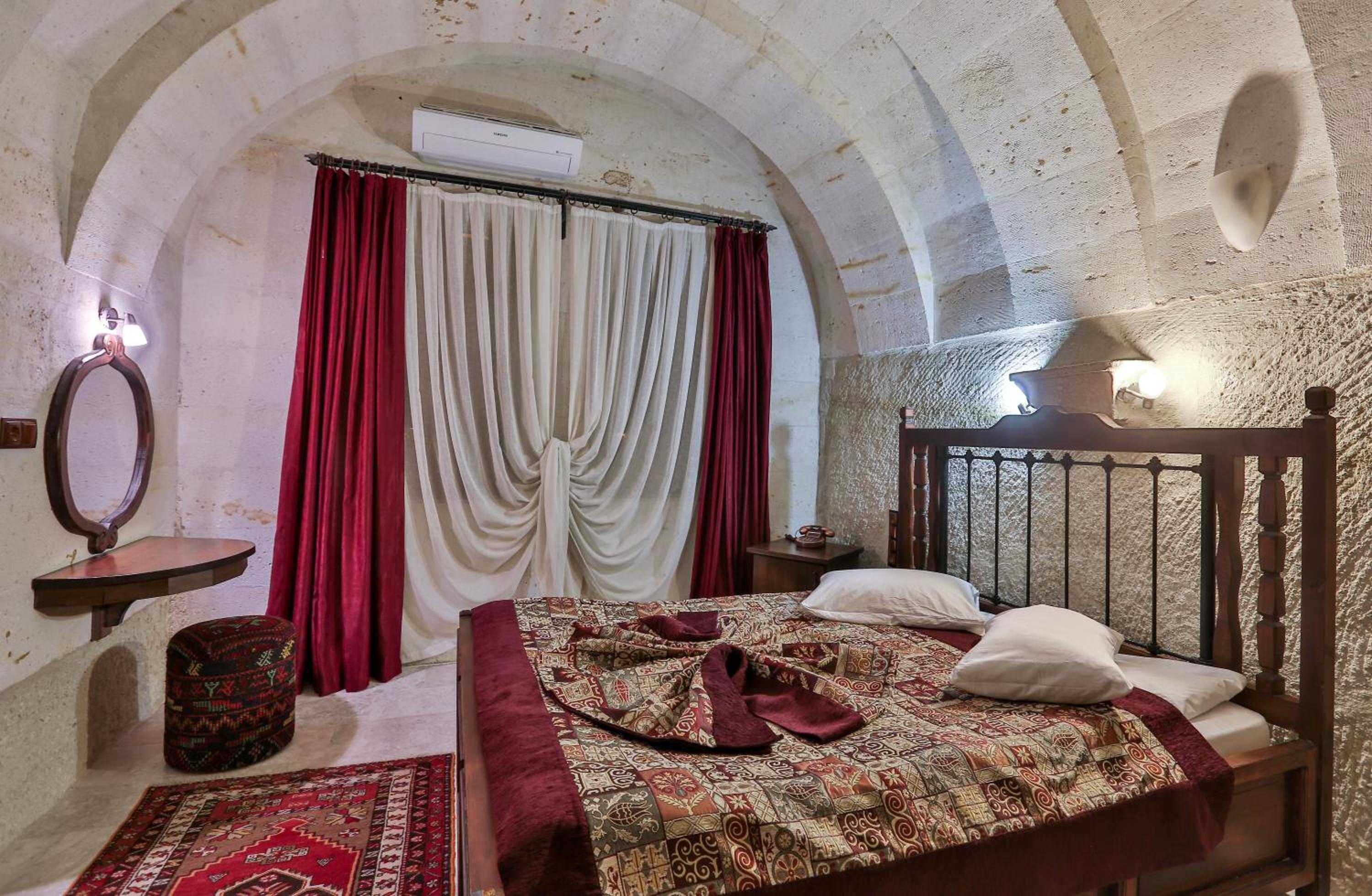 Luxury Cave Suite with Turkish Bath - Photo 1