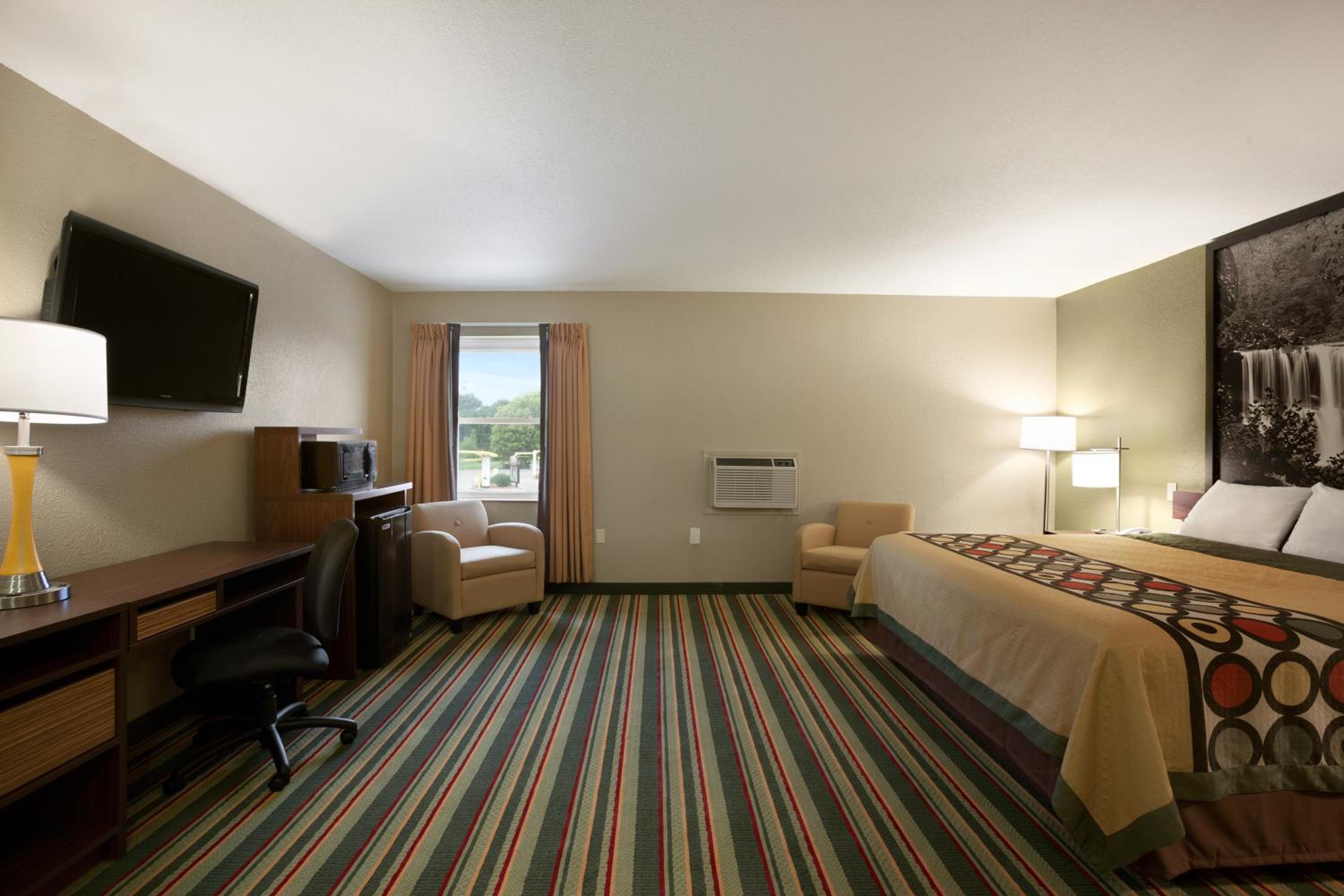 King Room - Smoking  photo 3