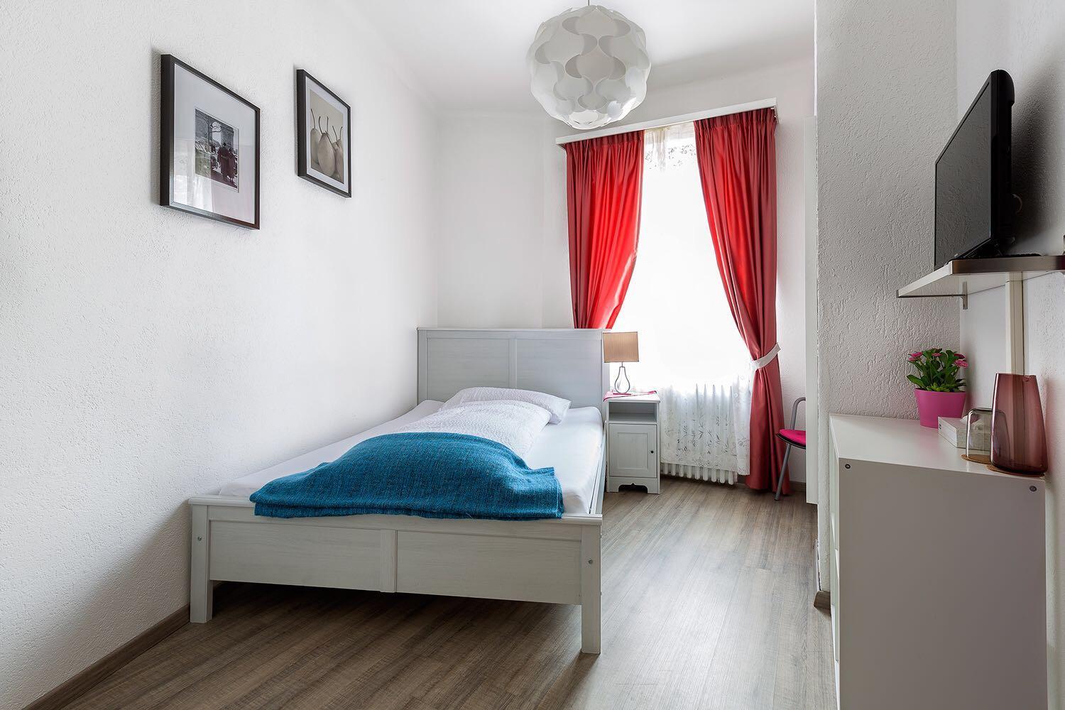 Single Room photo 3