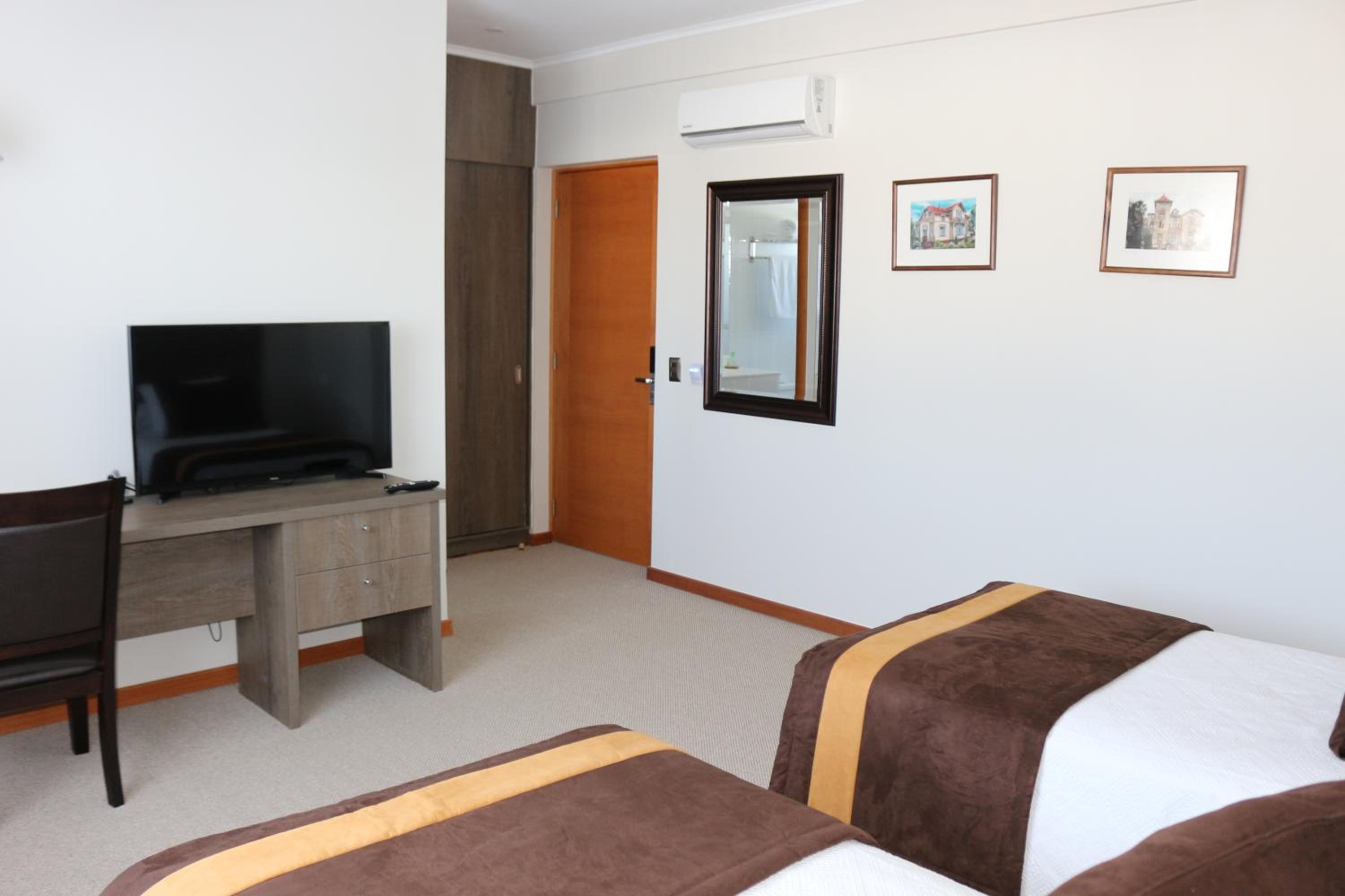 Double or Twin Room photo 1