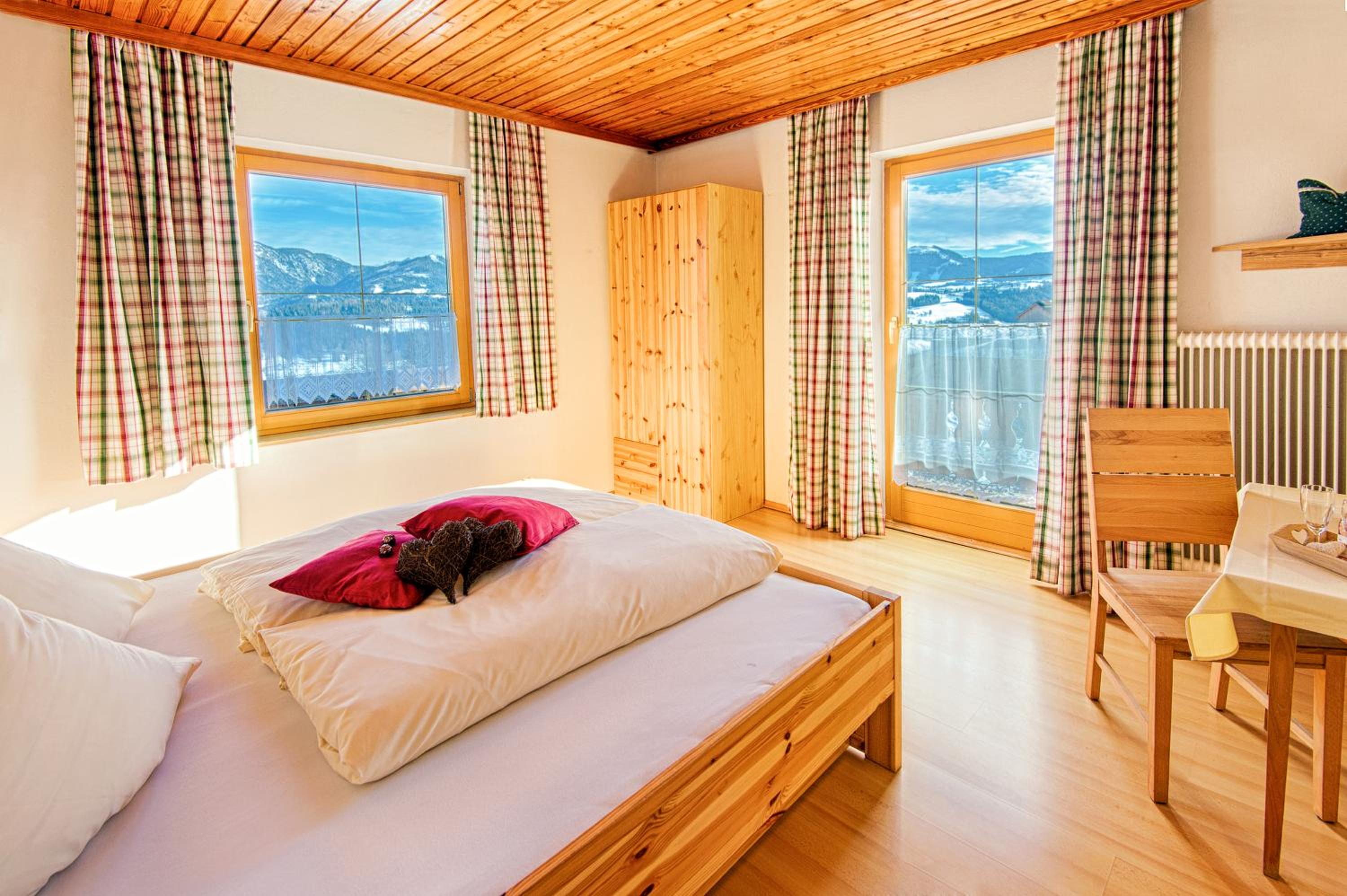 Apartment with Mountain View photo 1