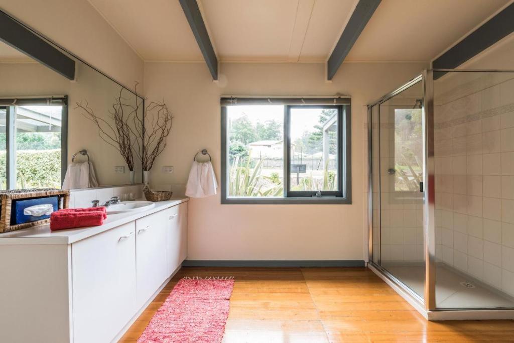 Bungalow with Garden View