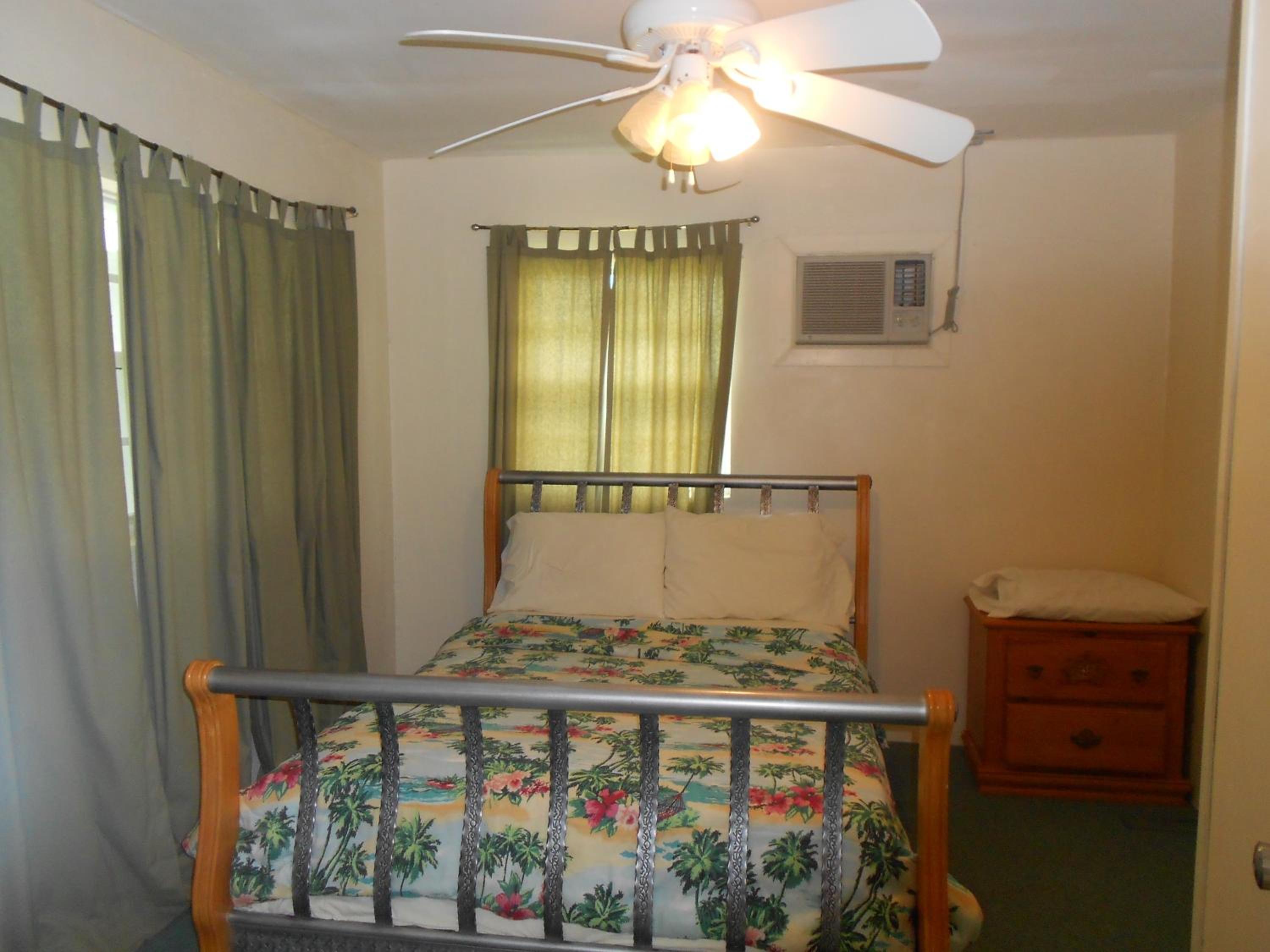 Two-Bedroom Queen Suite