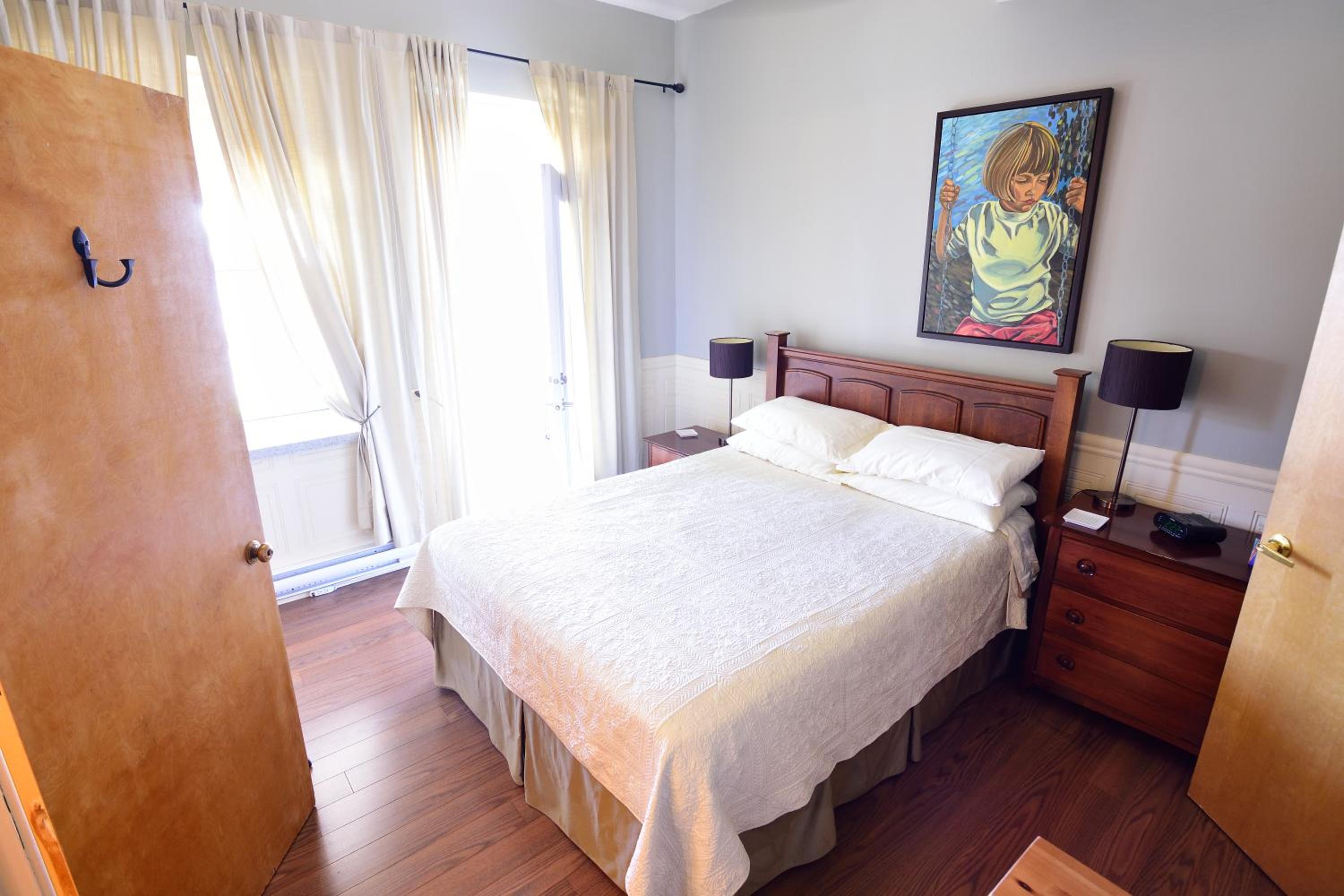 Queen Room photo 3
