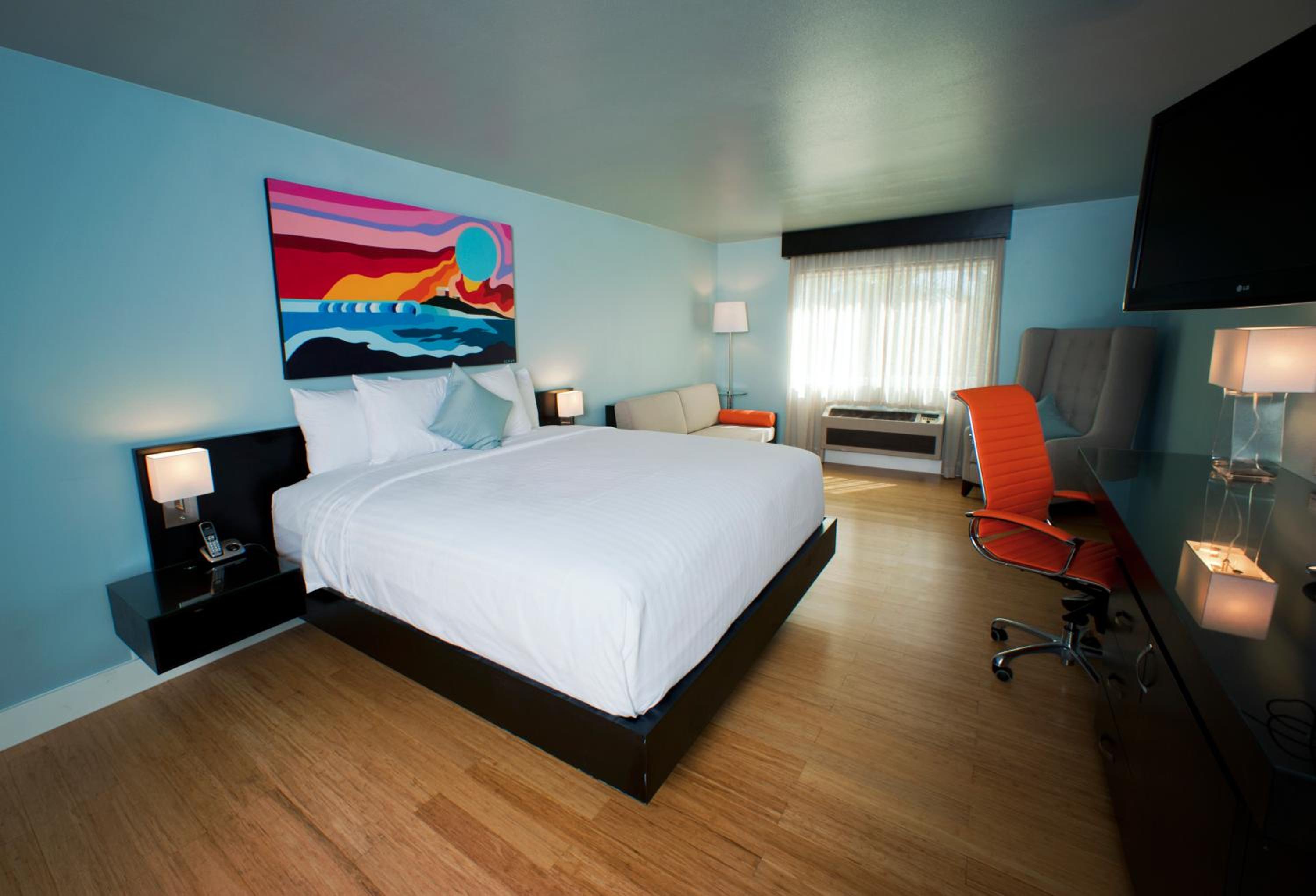 Deluxe King Room - Photo 3