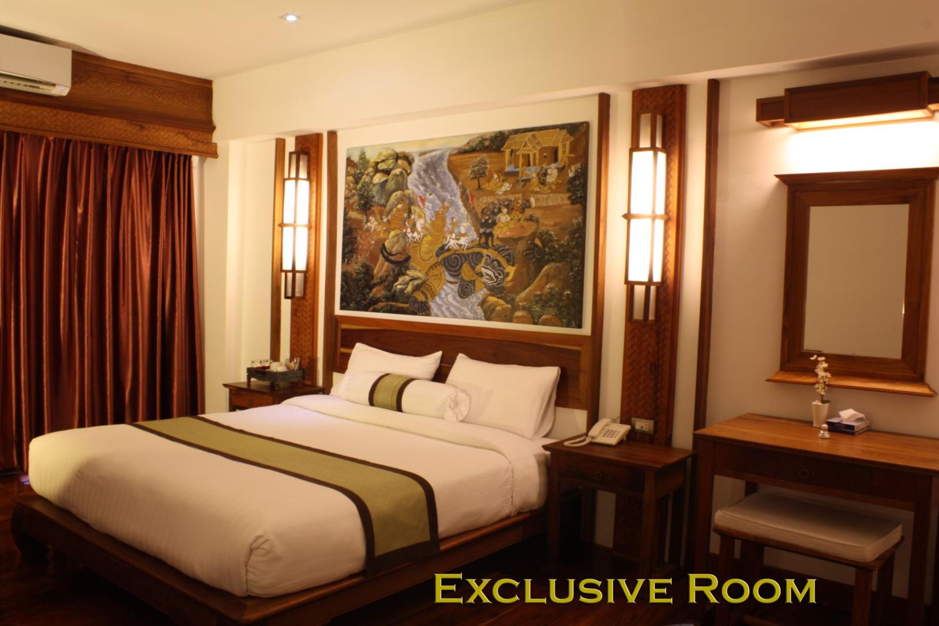 King Room with Balcony