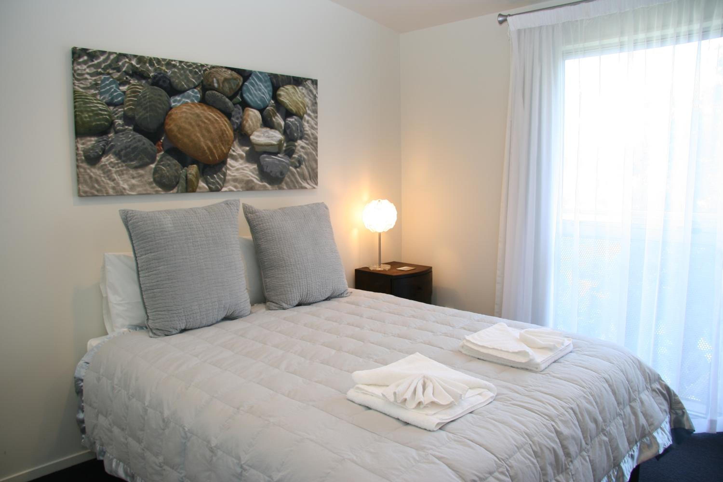 Two-Bedroom Apartment (3 Adults) photo 1