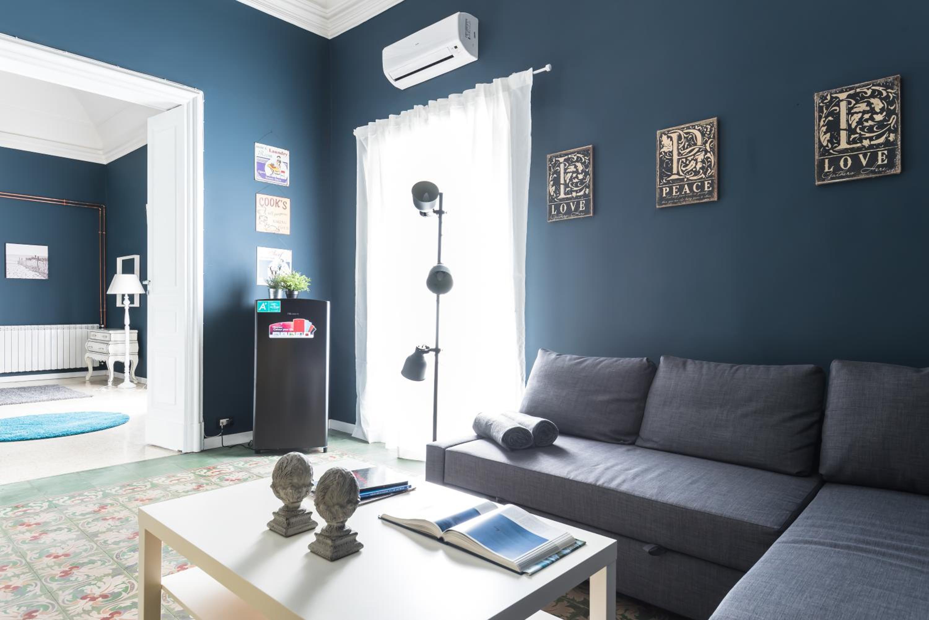 Deluxe Apartment photo 2