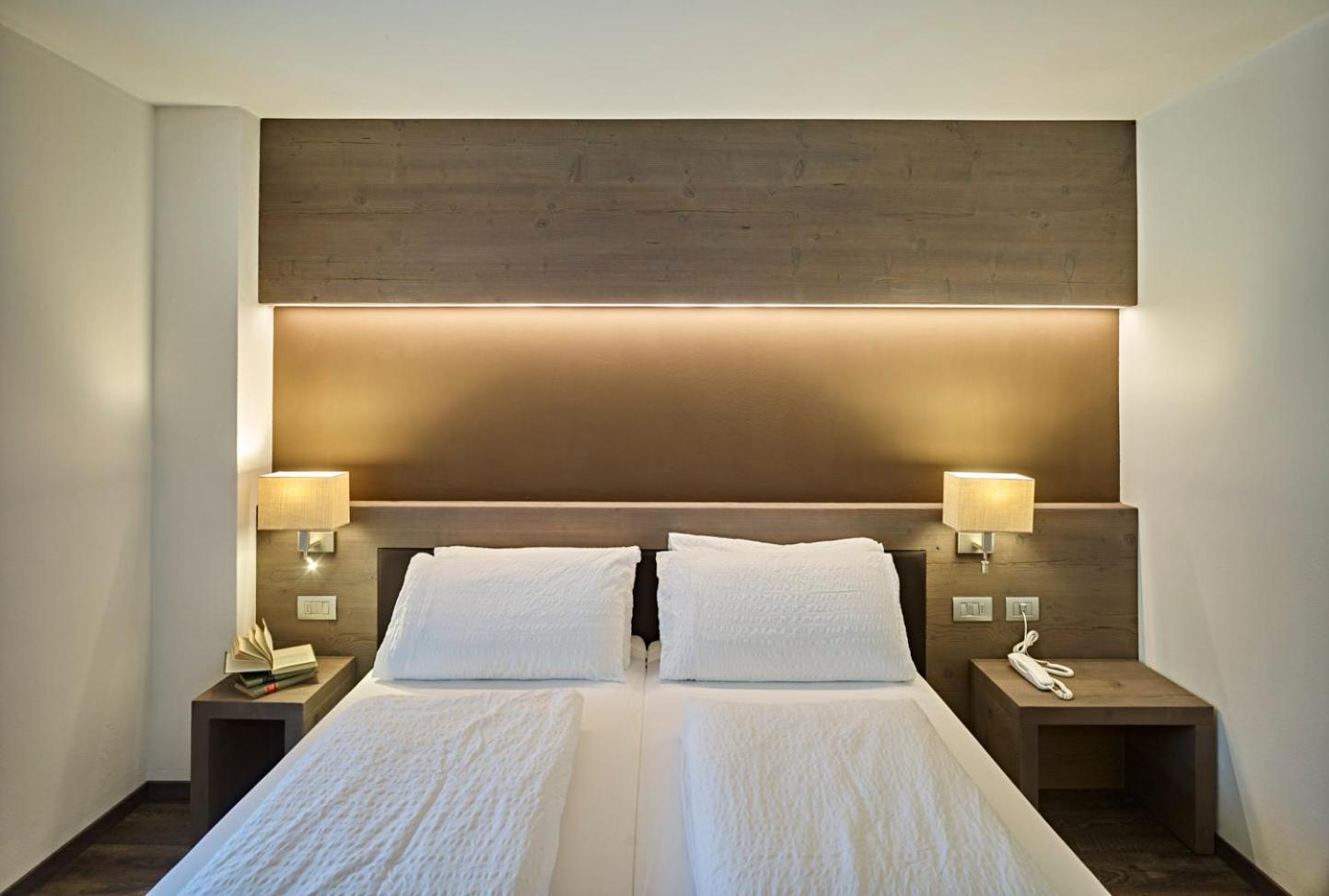 Double or Twin Room - Photo 11