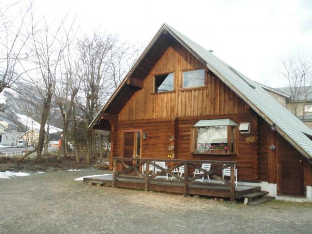 Three-Bedroom Villa - Photo 2