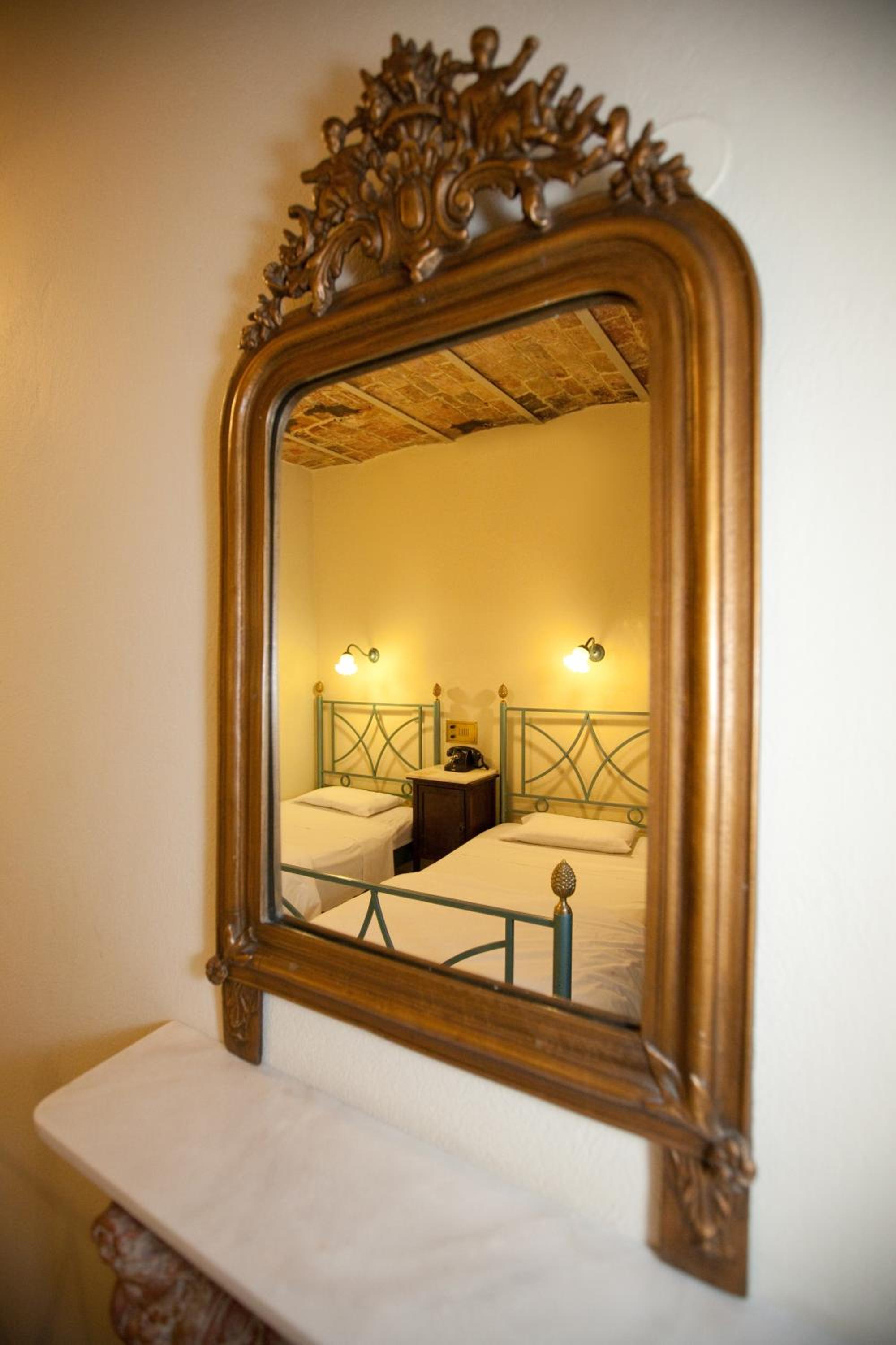 Suite with Garden View