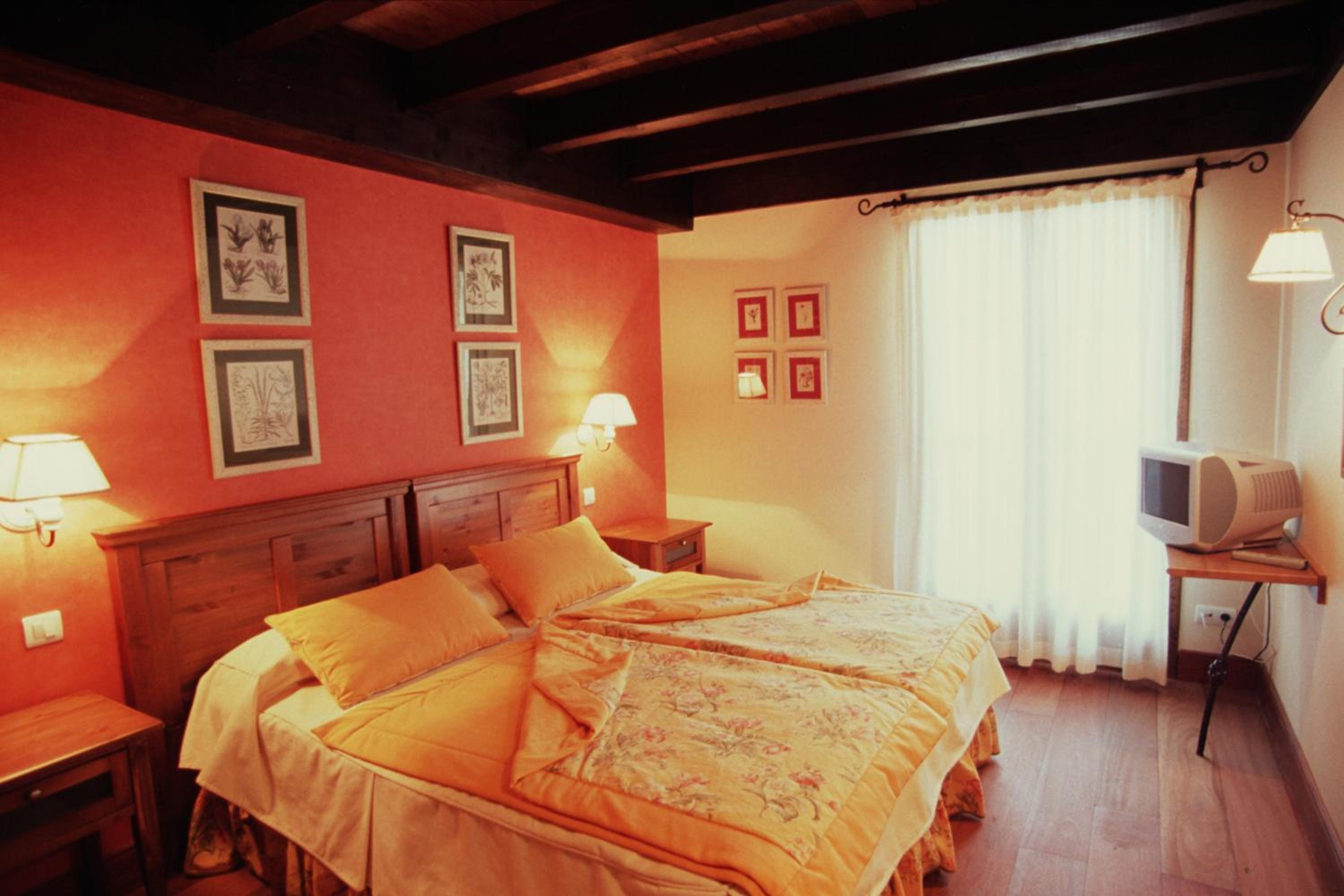 Family Room - Photo 7
