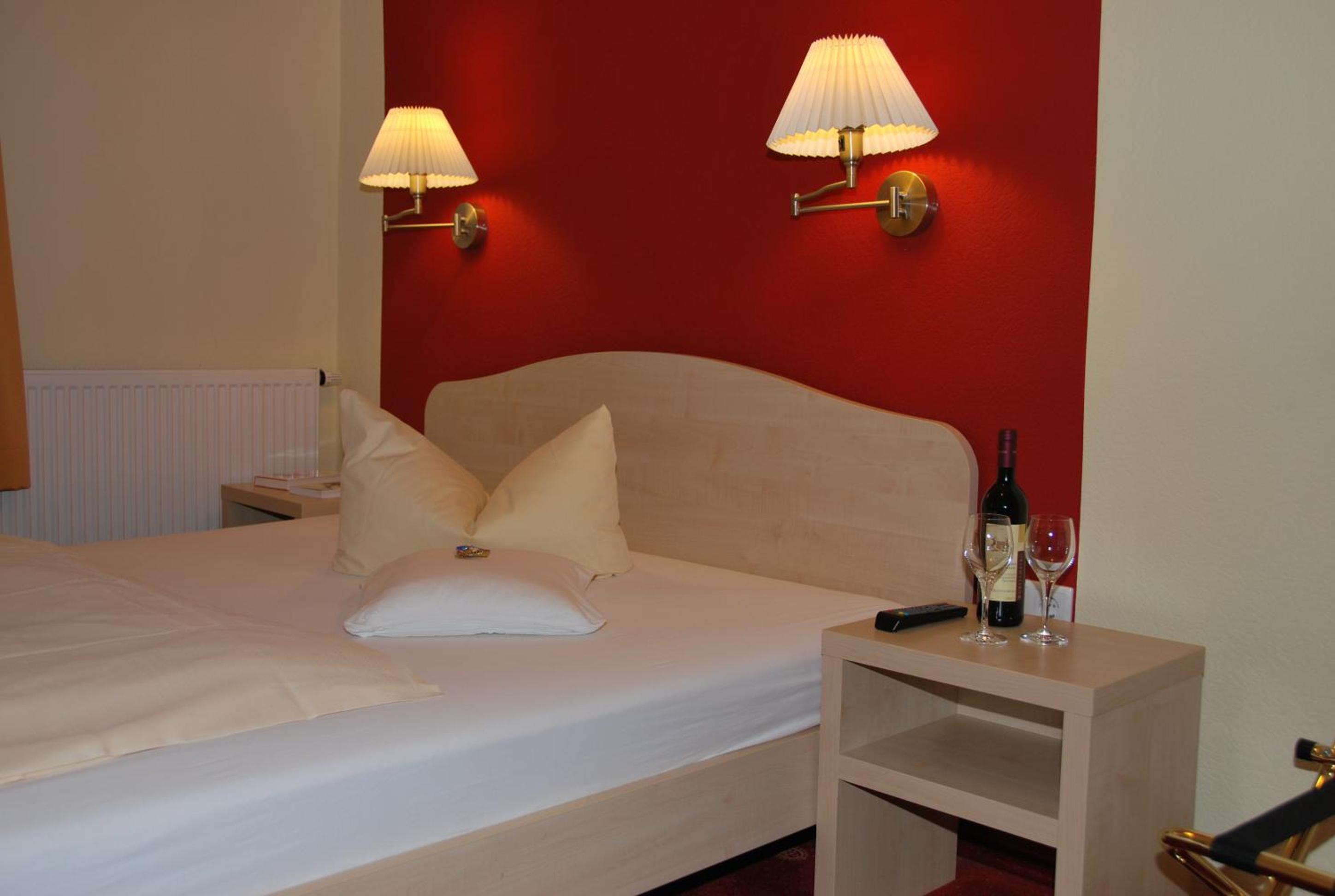 Single Room photo 2