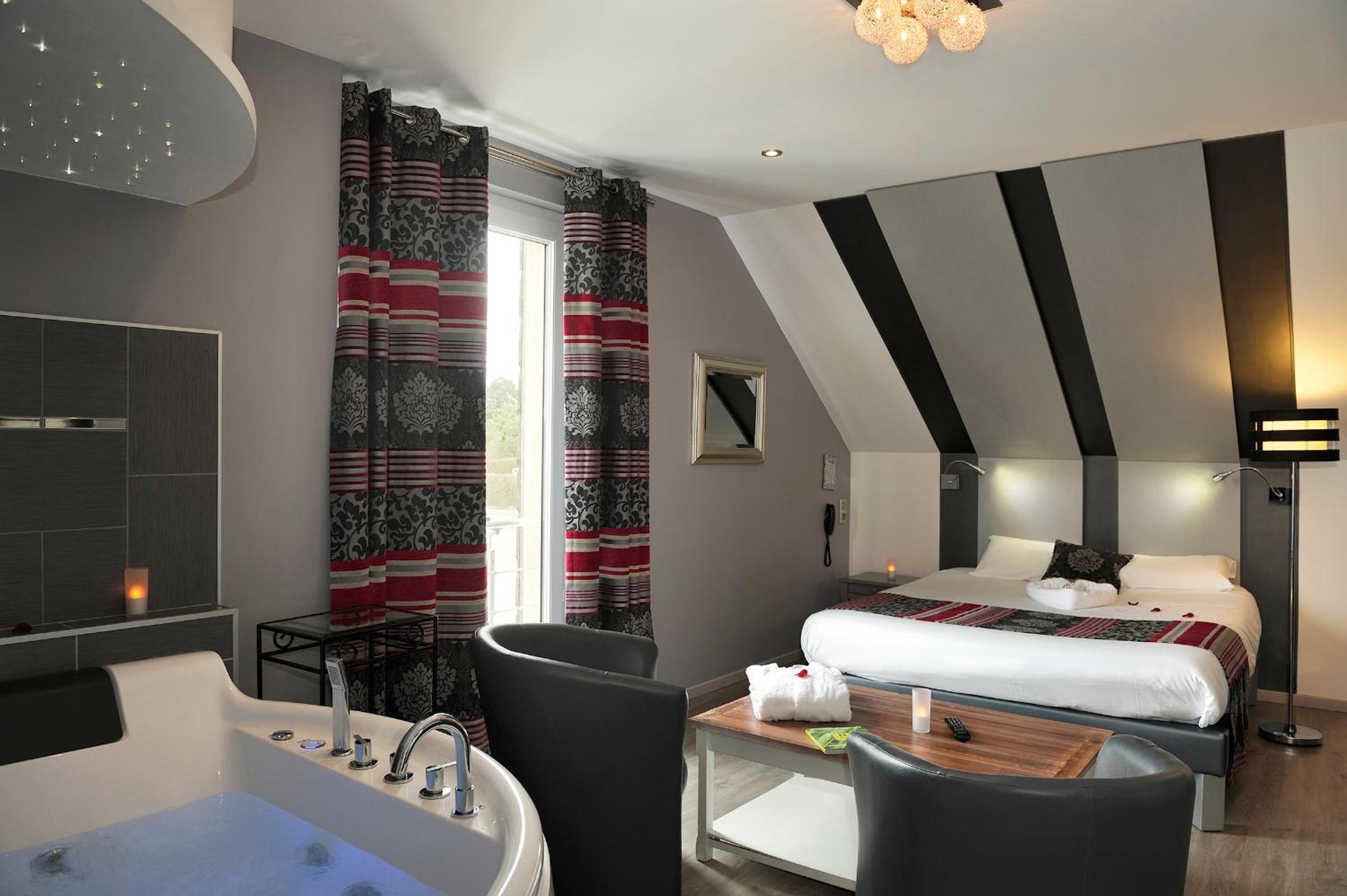 Double Suite with Spa photo 3