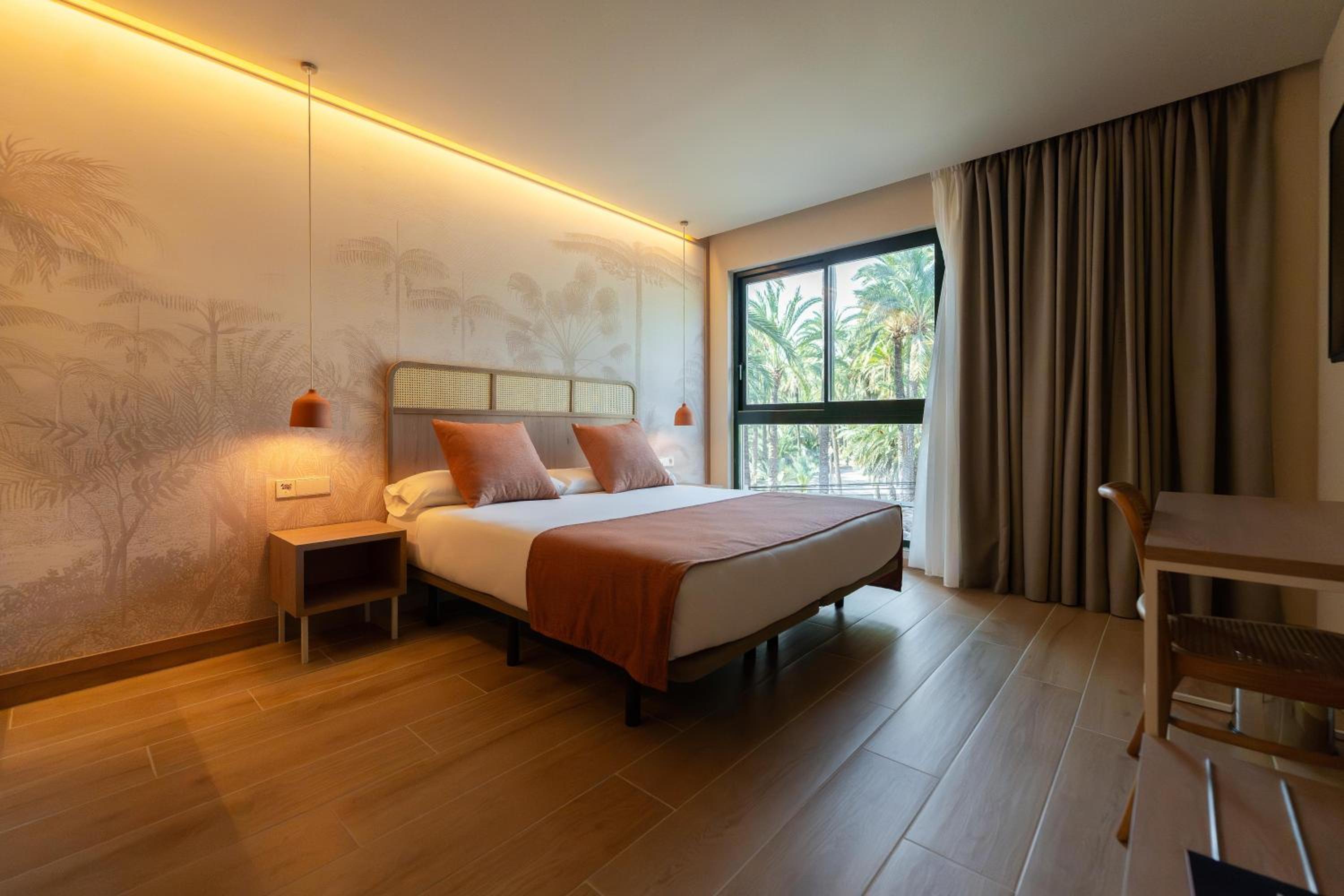 Superior Room (1 Adult + 2 Children)