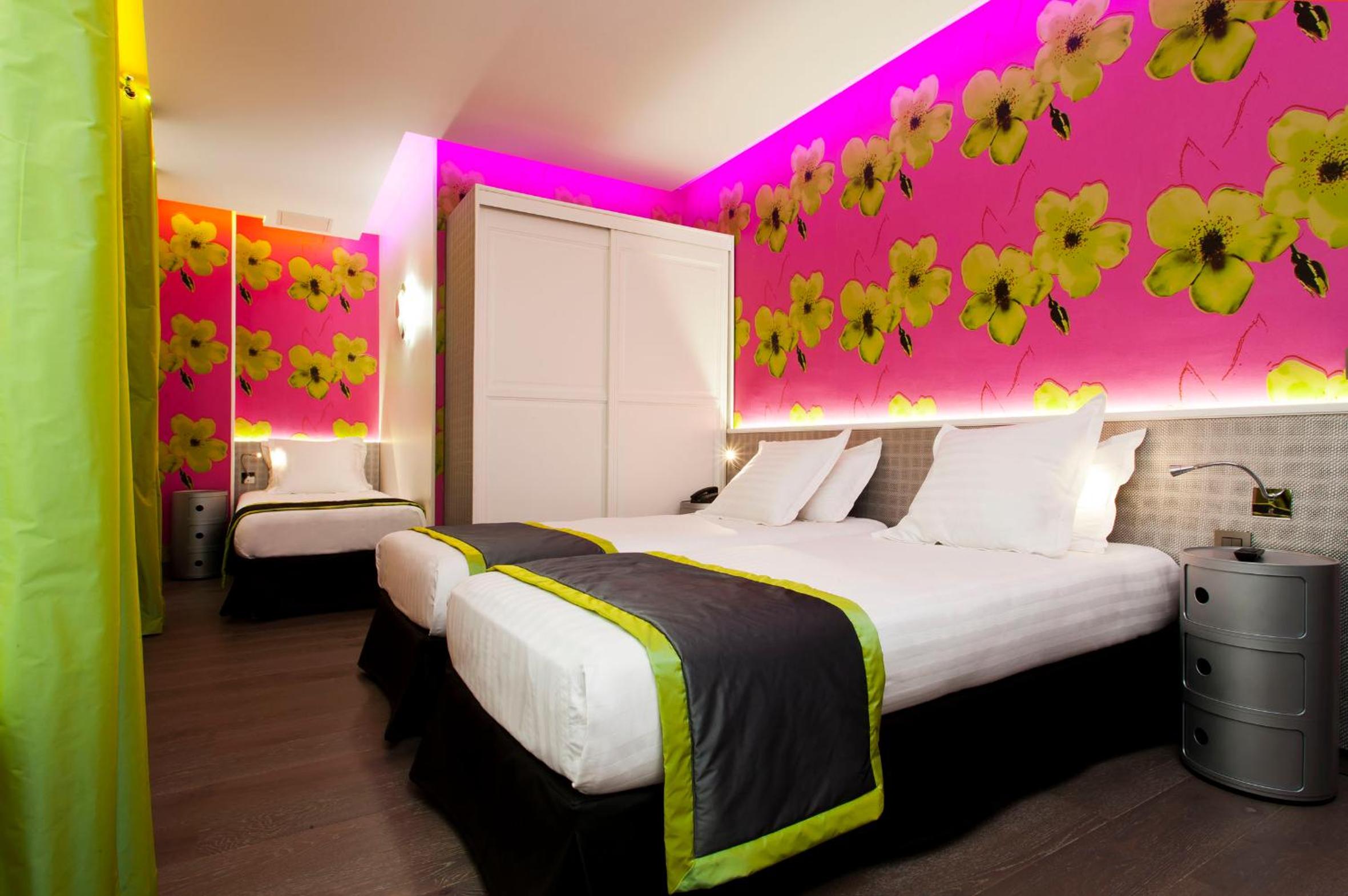 Superior Triple Room photo 3