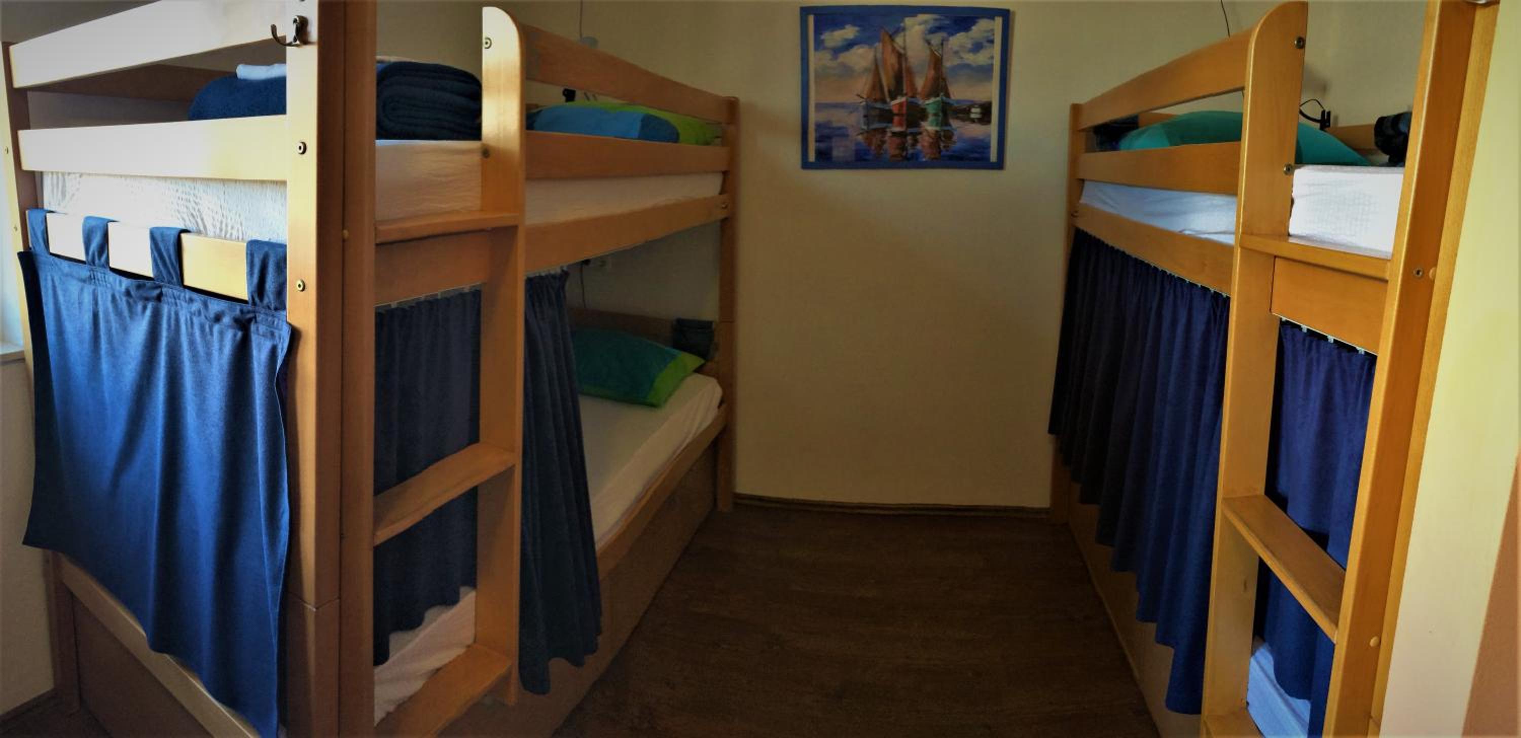 Bed in 8-Bed Mixed Dormitory Room