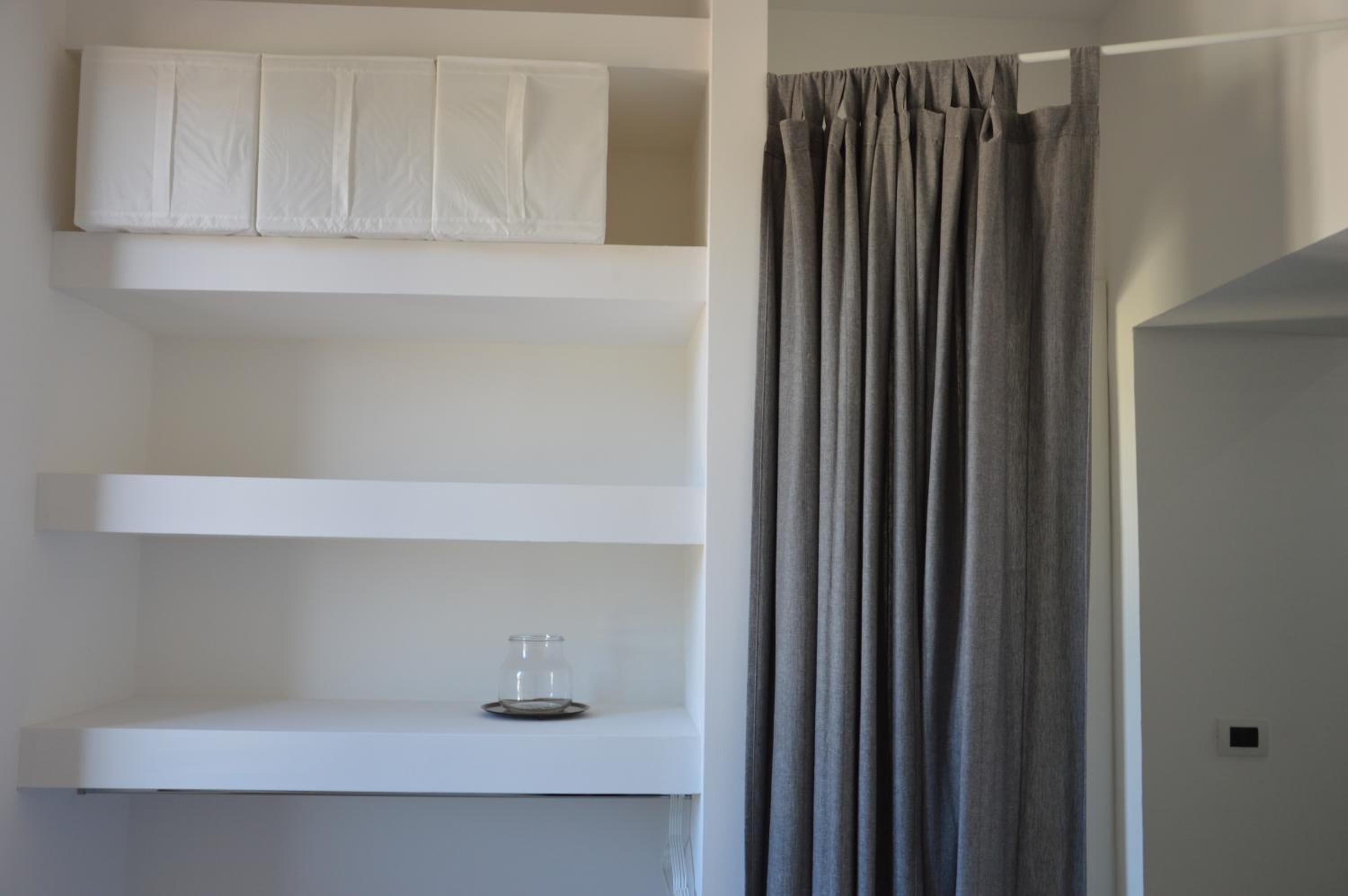 Two-Bedroom Apartment - Photo 8